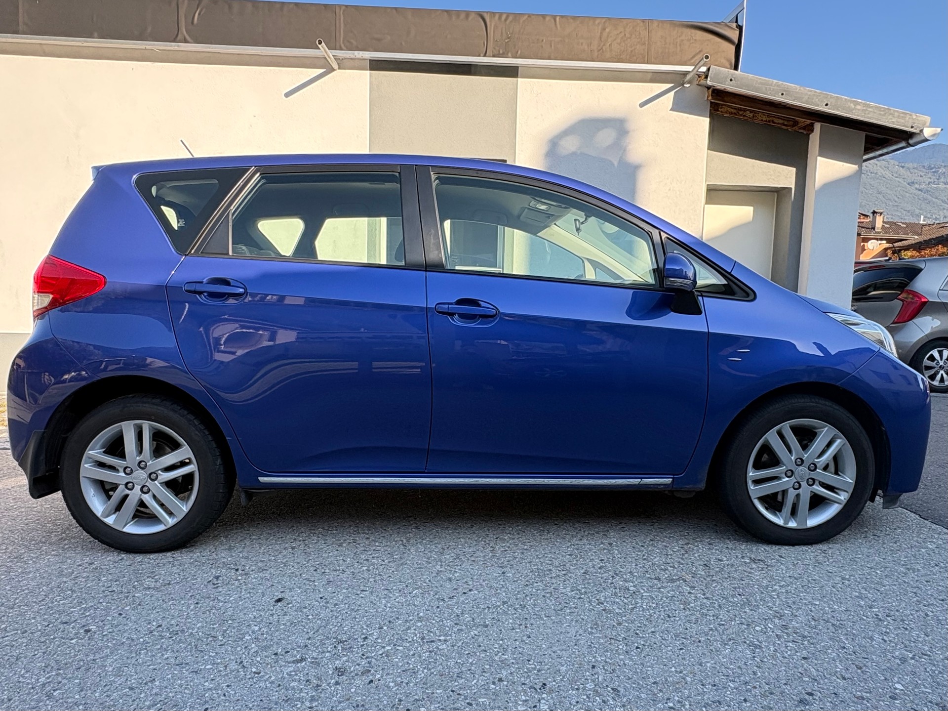 SUBARU Trezia 1.4D Swiss Automatic-image-4