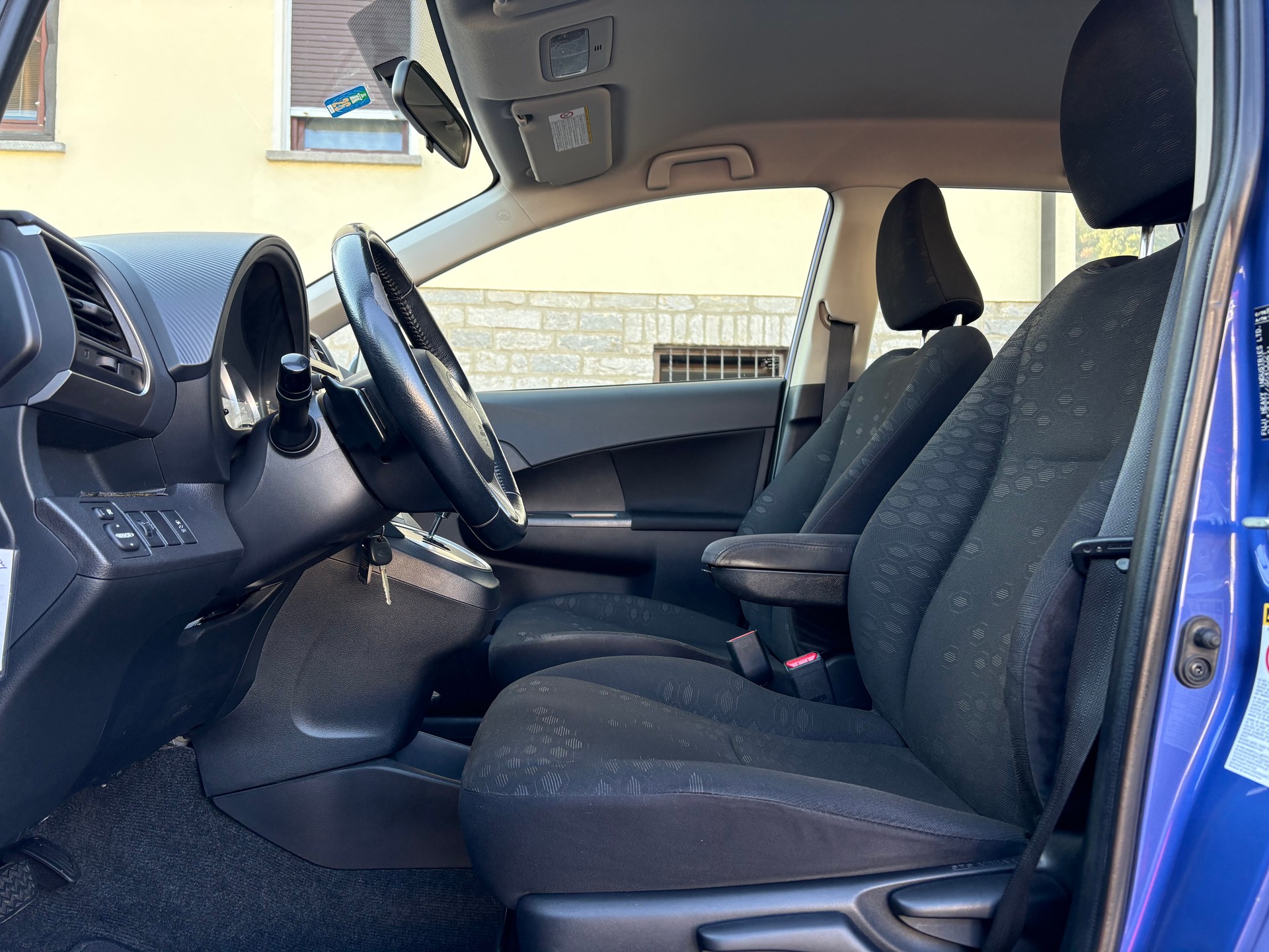 SUBARU Trezia 1.4D Swiss Automatic-image-9