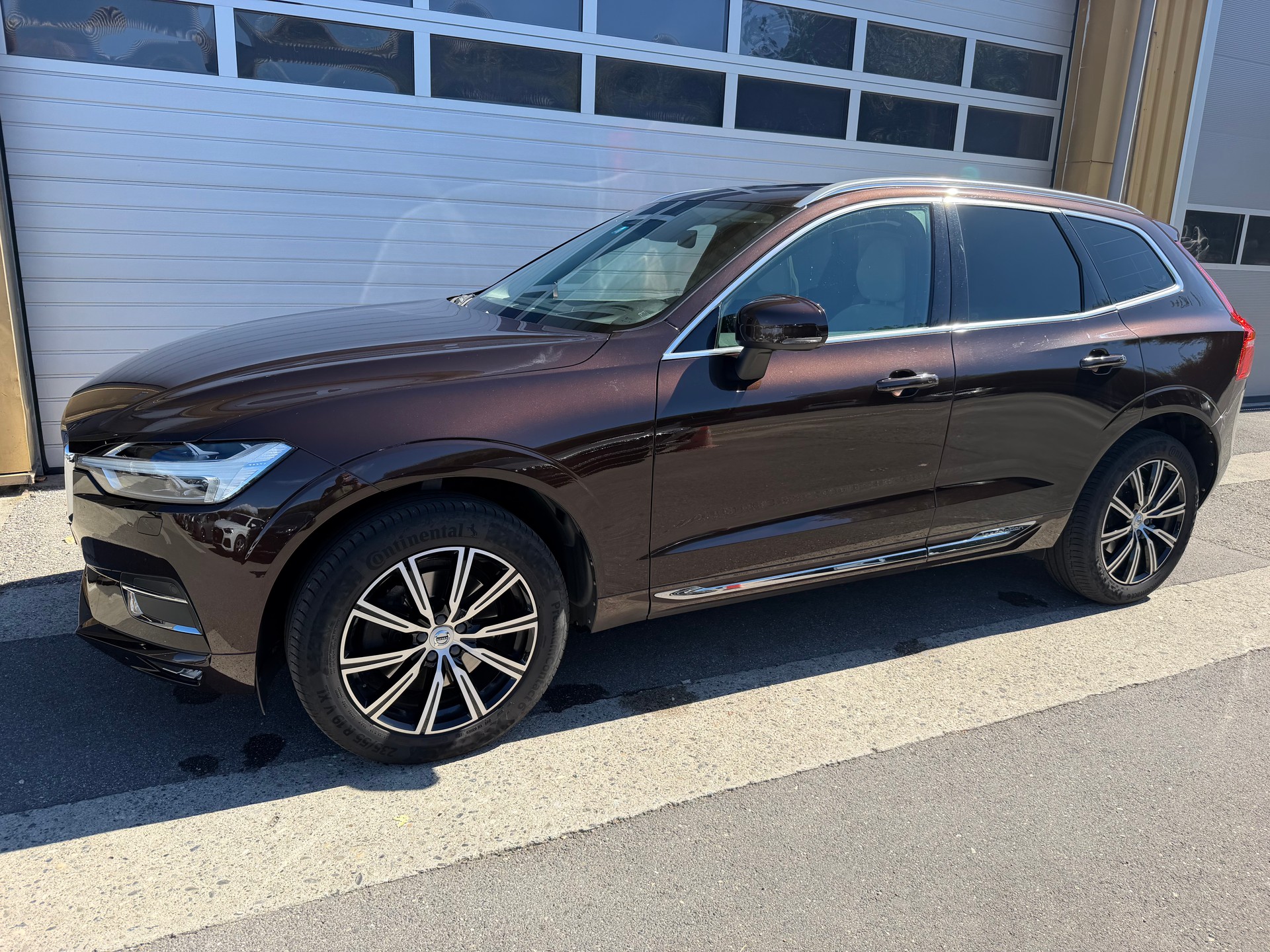 VOLVO XC60 D5 AWD Momentum Geartronic-image-12