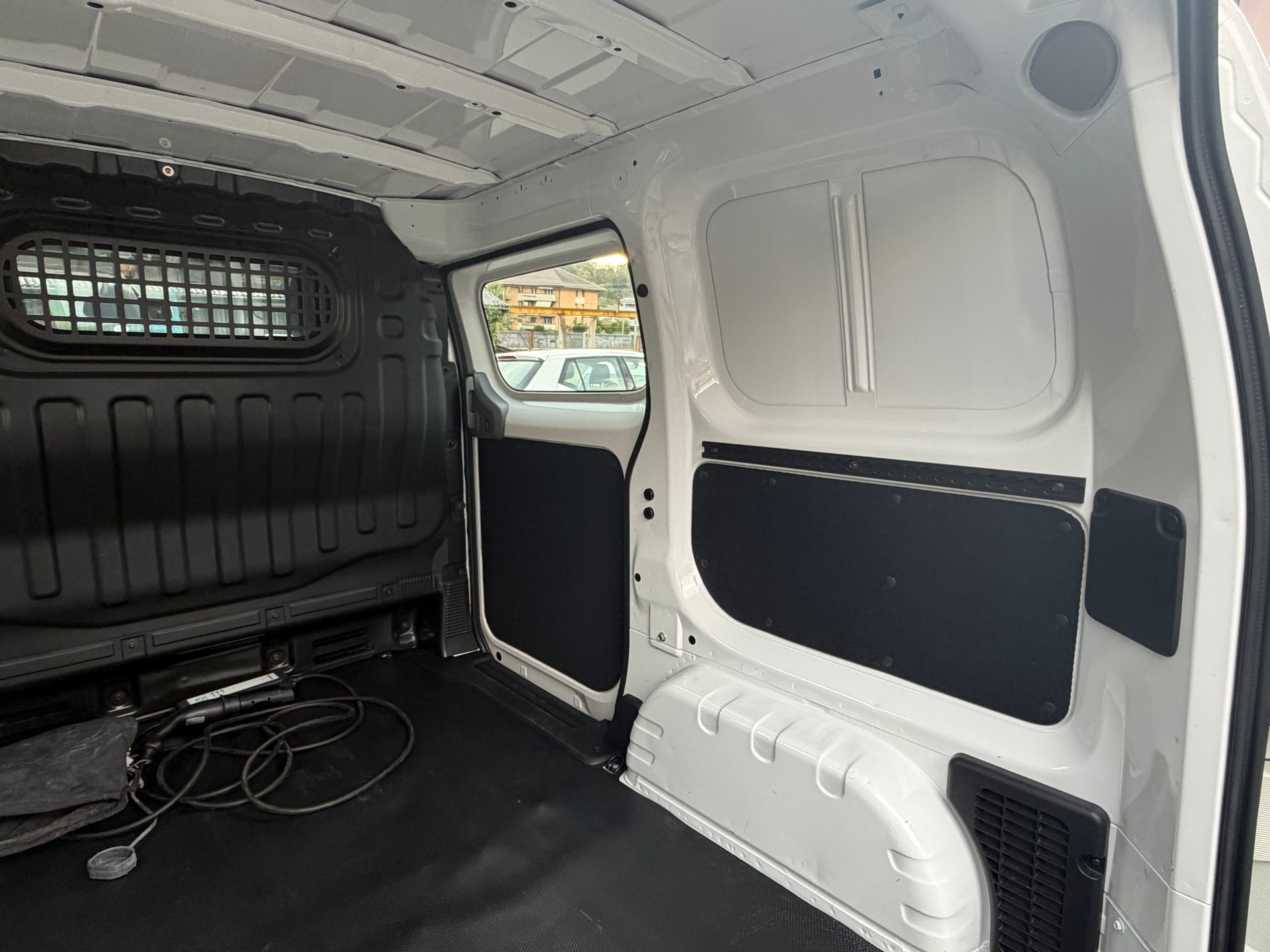 NISSAN e-NV200 Comfort (inklusive. battery)-image-8