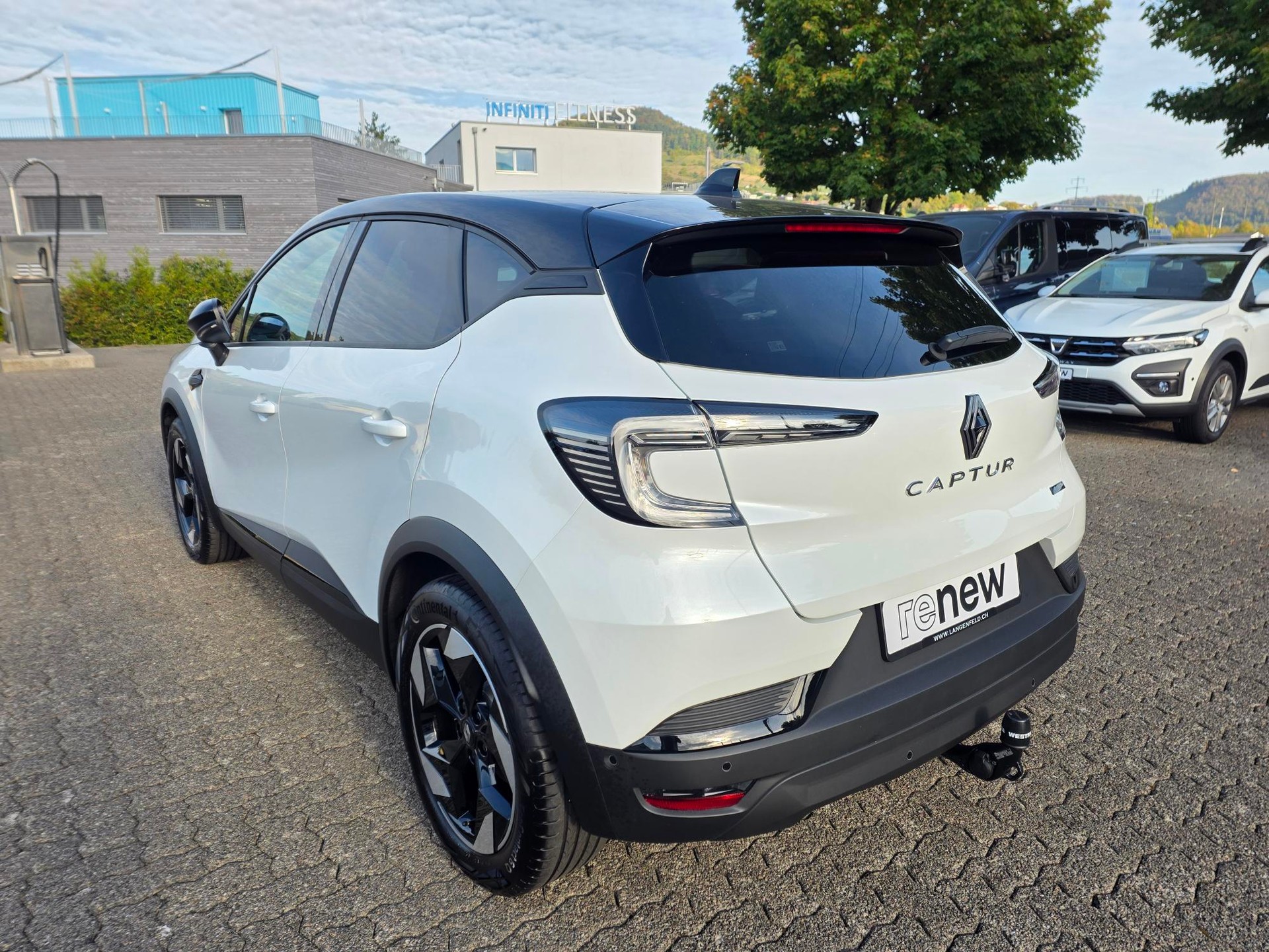 RENAULT Captur 1.8 E-Tech techno-image-2