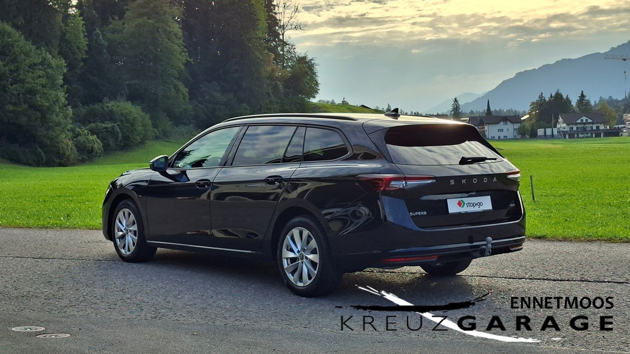 SKODA Superb Combi 2.0 TDi Selection 4x4 DSG-image-2