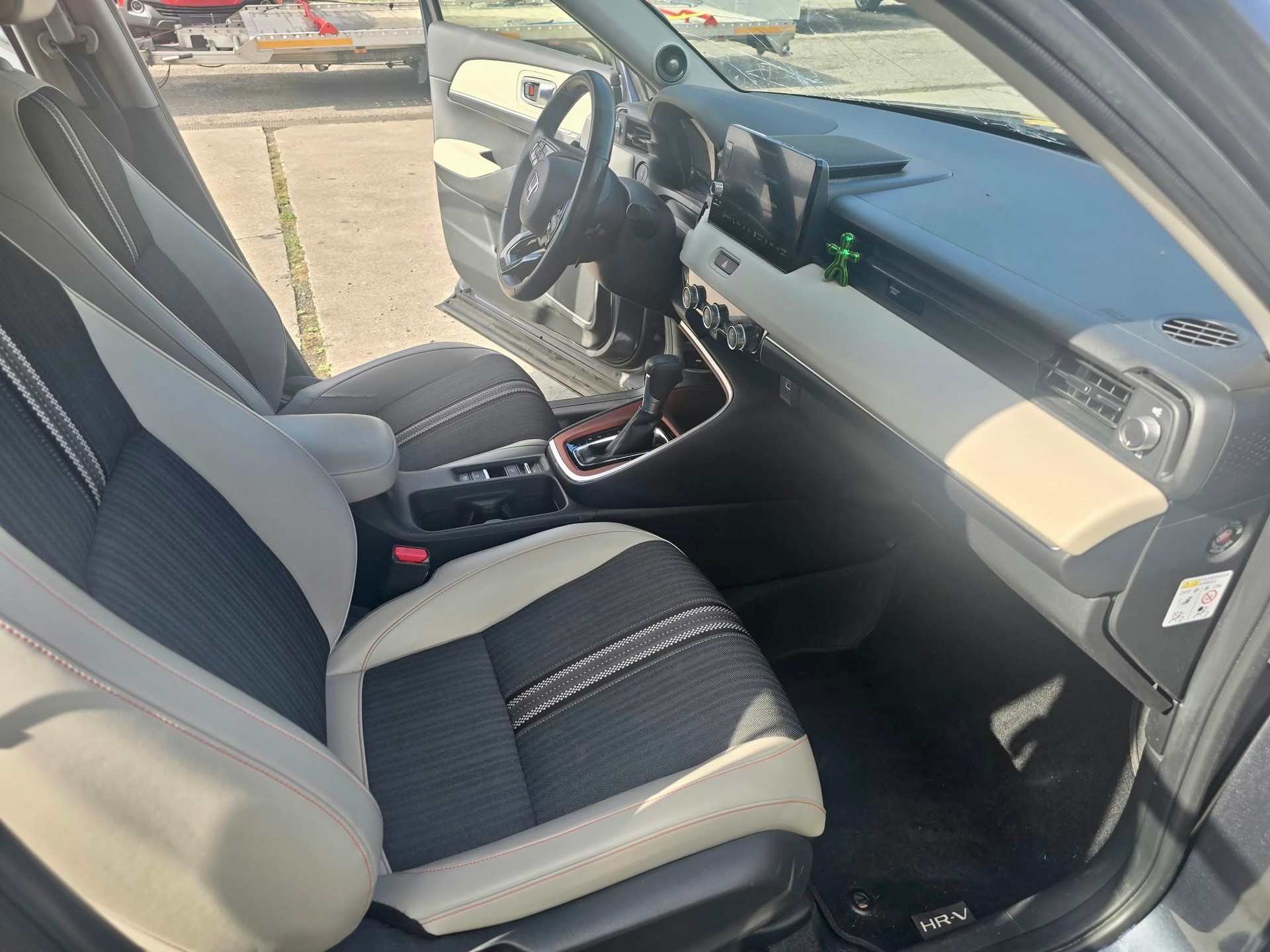 HONDA HR-V 1.5i-MMD Advance Style CVT-image-9