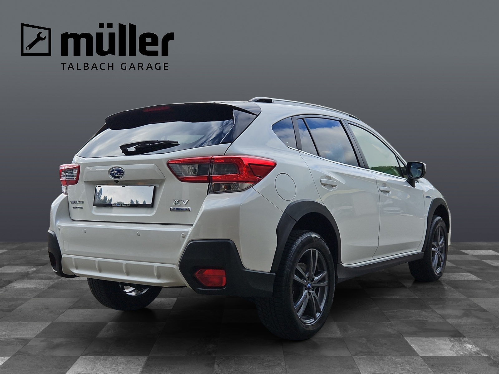 SUBARU XV 2.0 e-Boxer Swiss Plus AWD Lineartronic-image-4