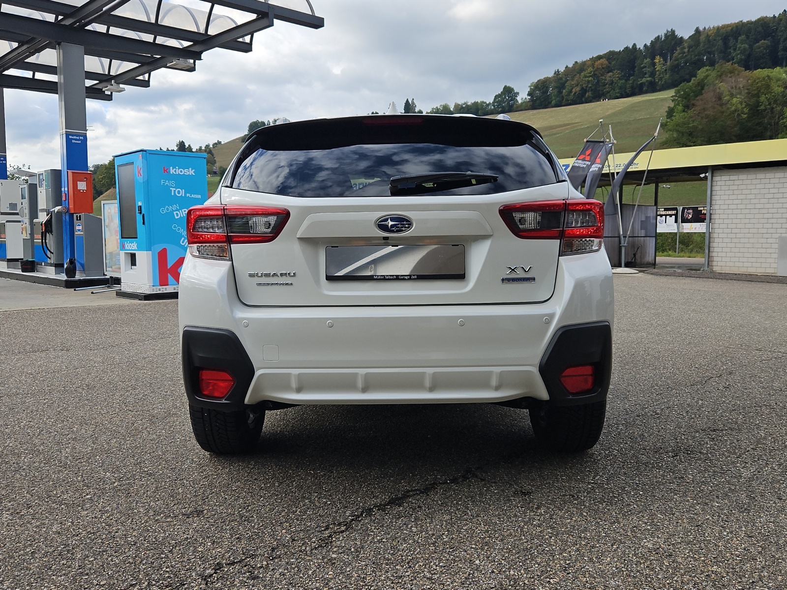 SUBARU XV 2.0 e-Boxer Swiss Plus AWD Lineartronic-image-13