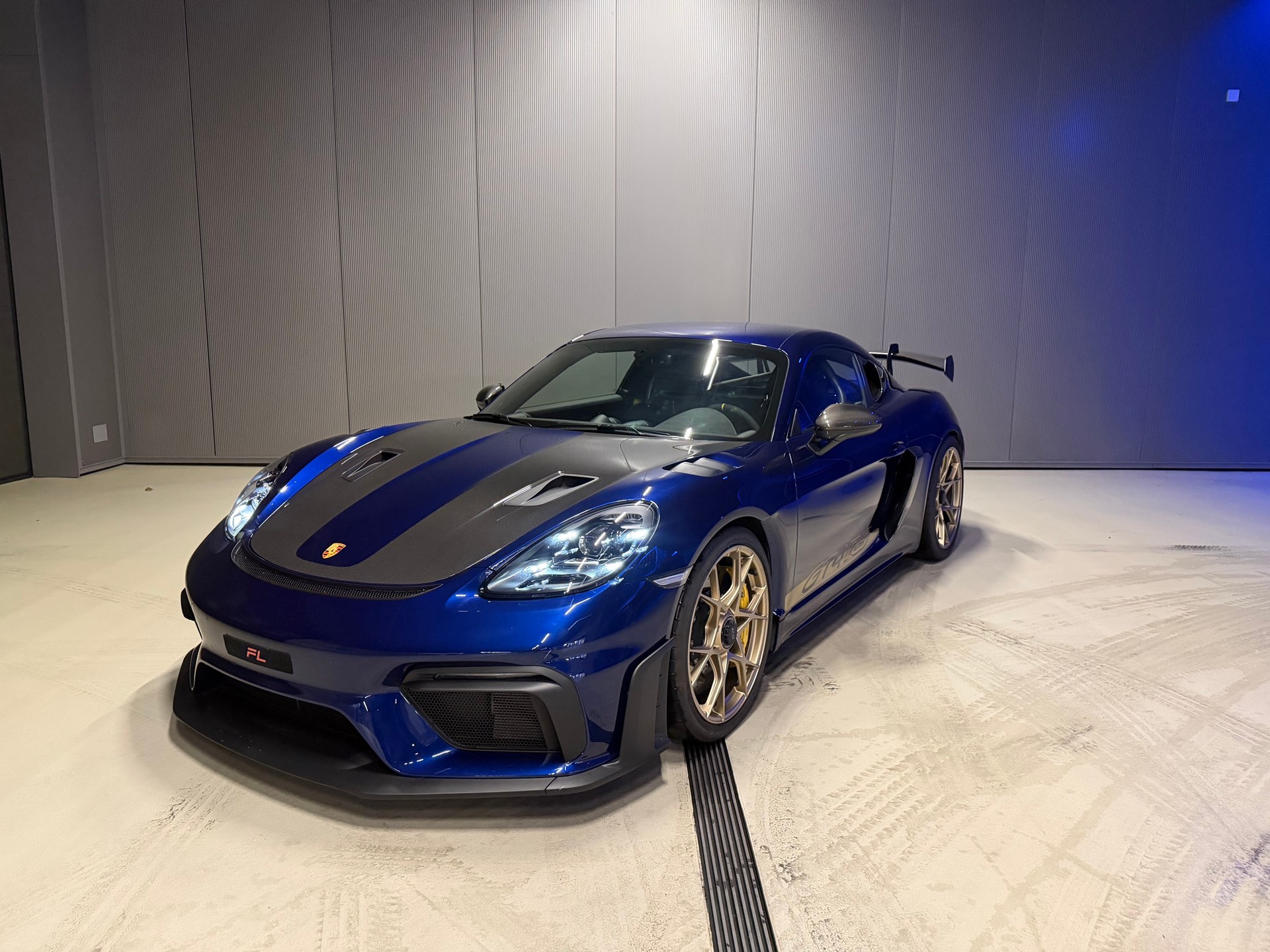PORSCHE 718 Cayman GT4 RS Weissach & Keramik-image-11