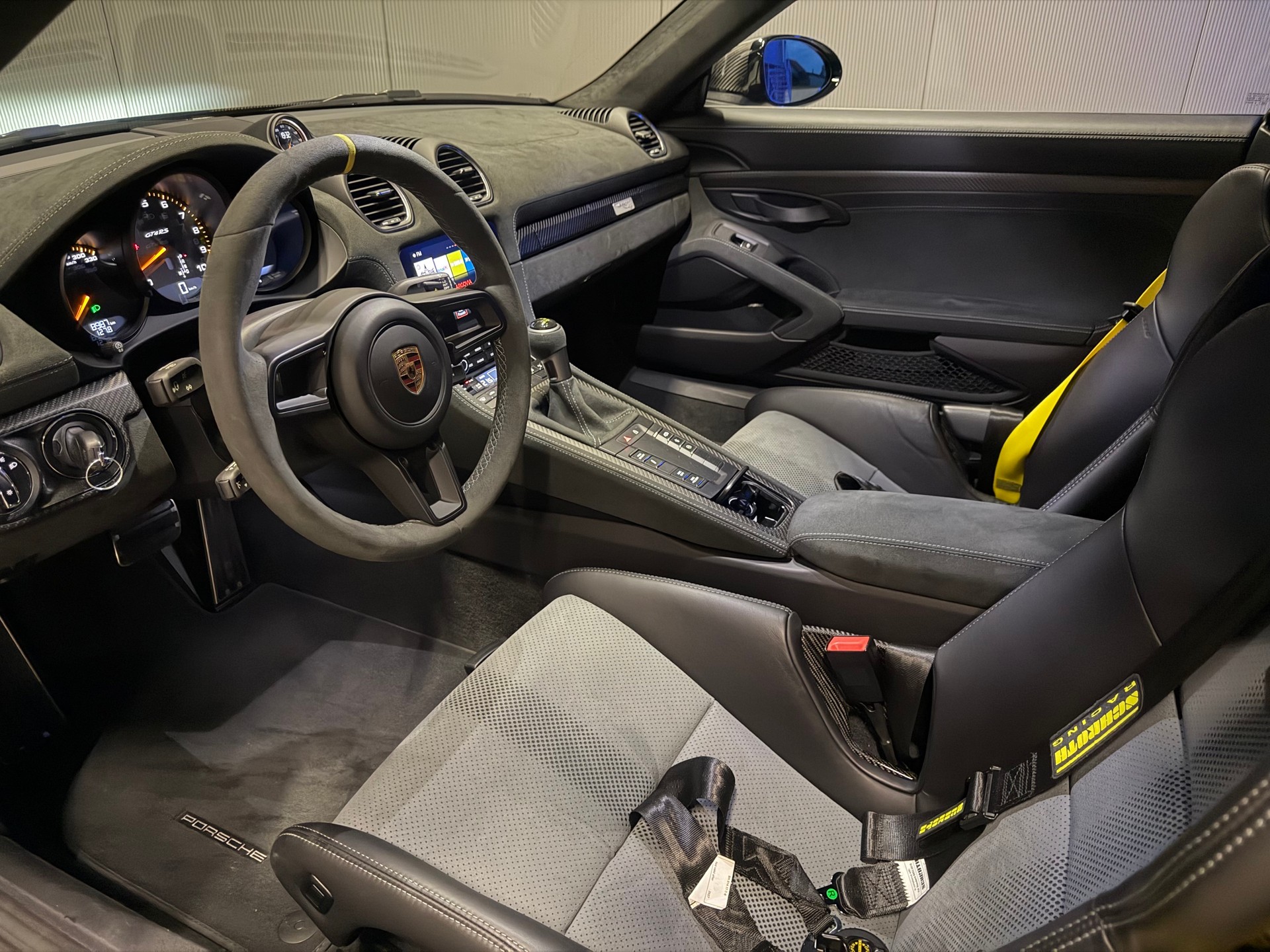 PORSCHE 718 Cayman GT4 RS Weissach & Keramik-image-14