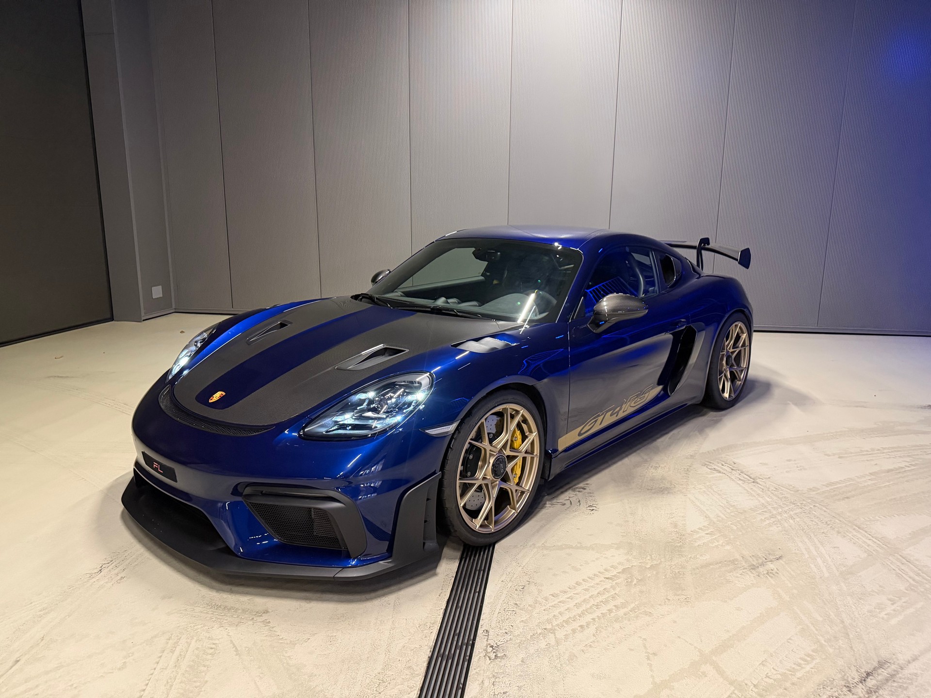 PORSCHE 718 Cayman GT4 RS Weissach & Keramik-image-0
