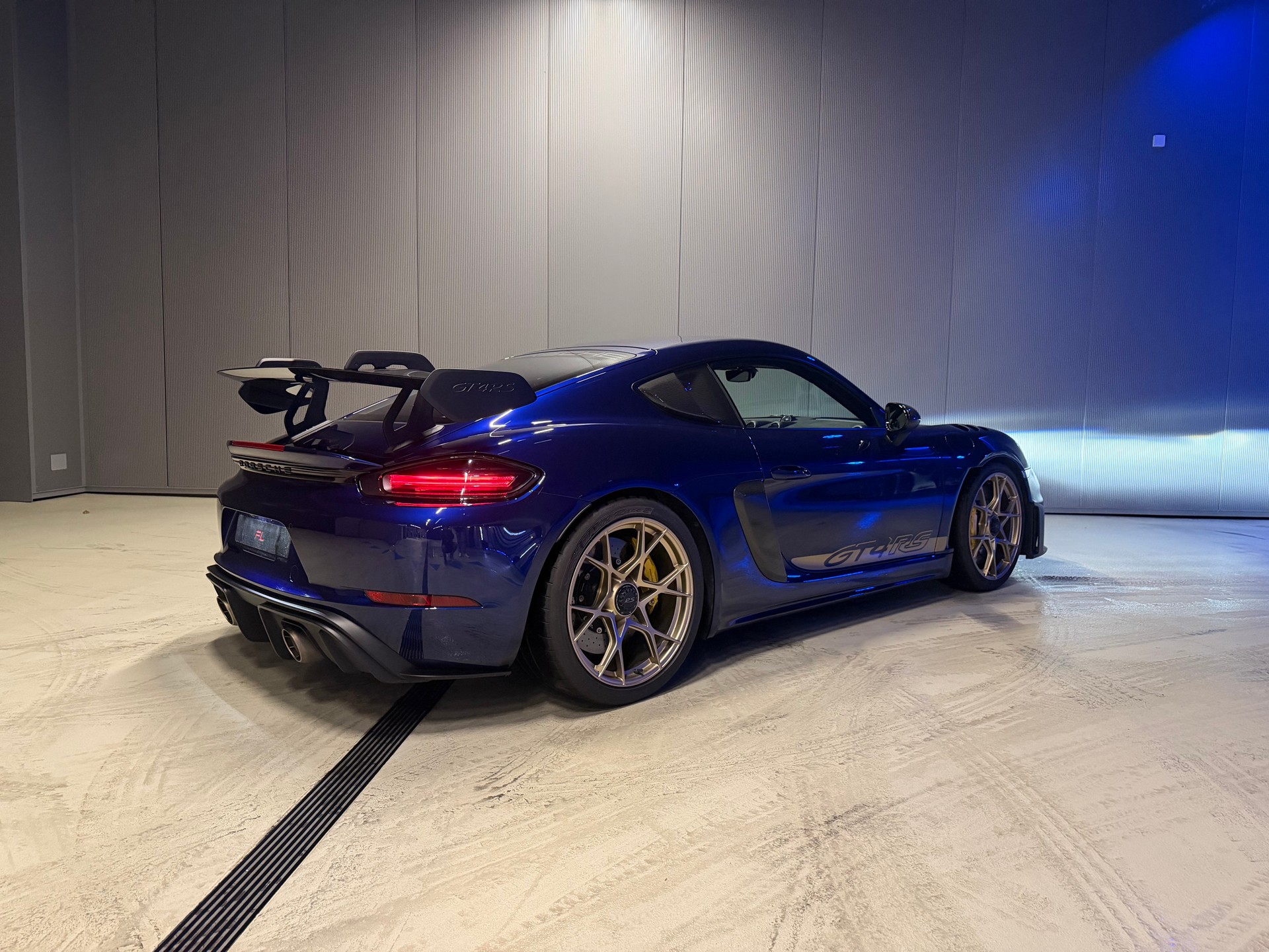 PORSCHE 718 Cayman GT4 RS Weissach & Keramik-image-10