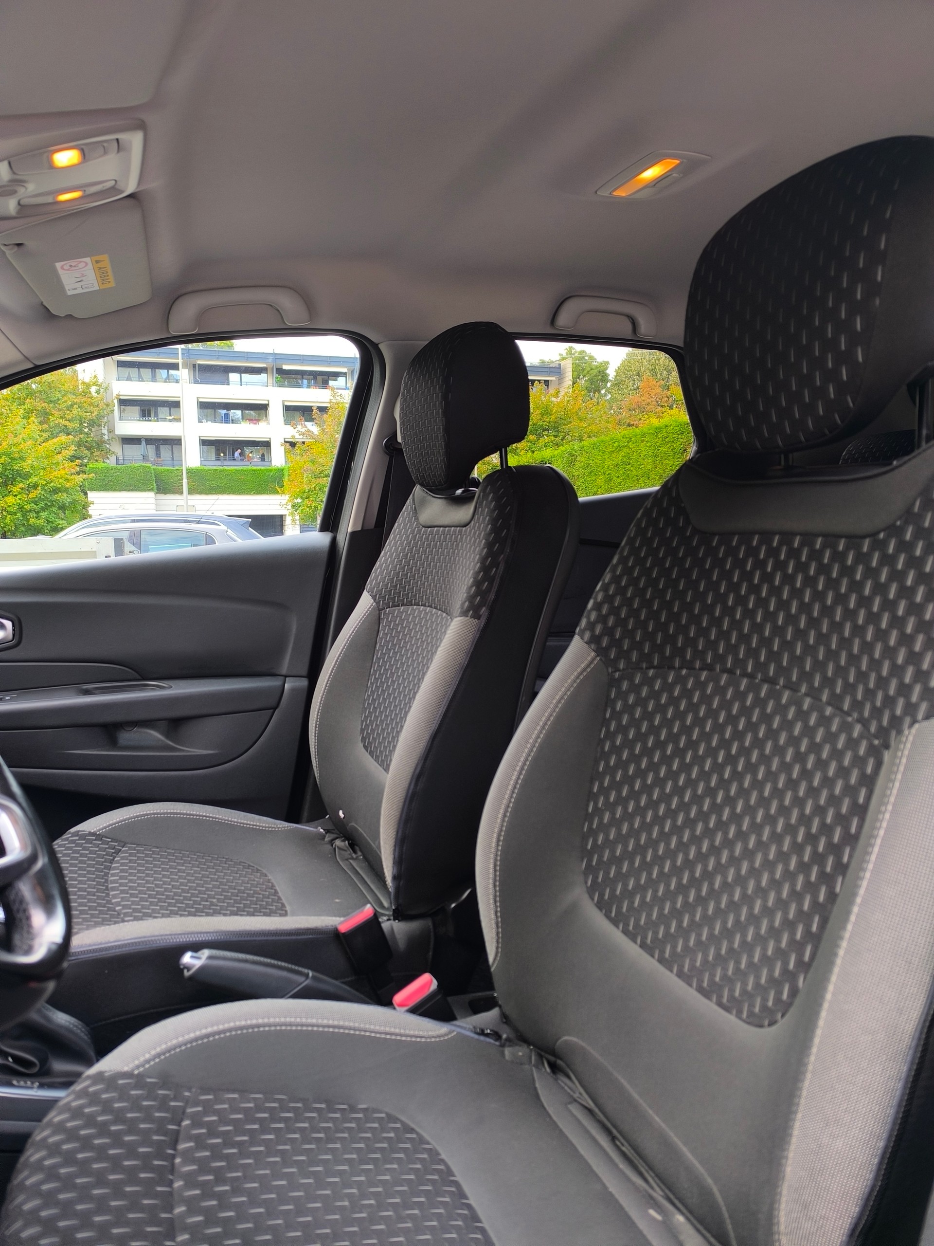 RENAULT 1.3 TCe Intens EDC S/S PF-image-4
