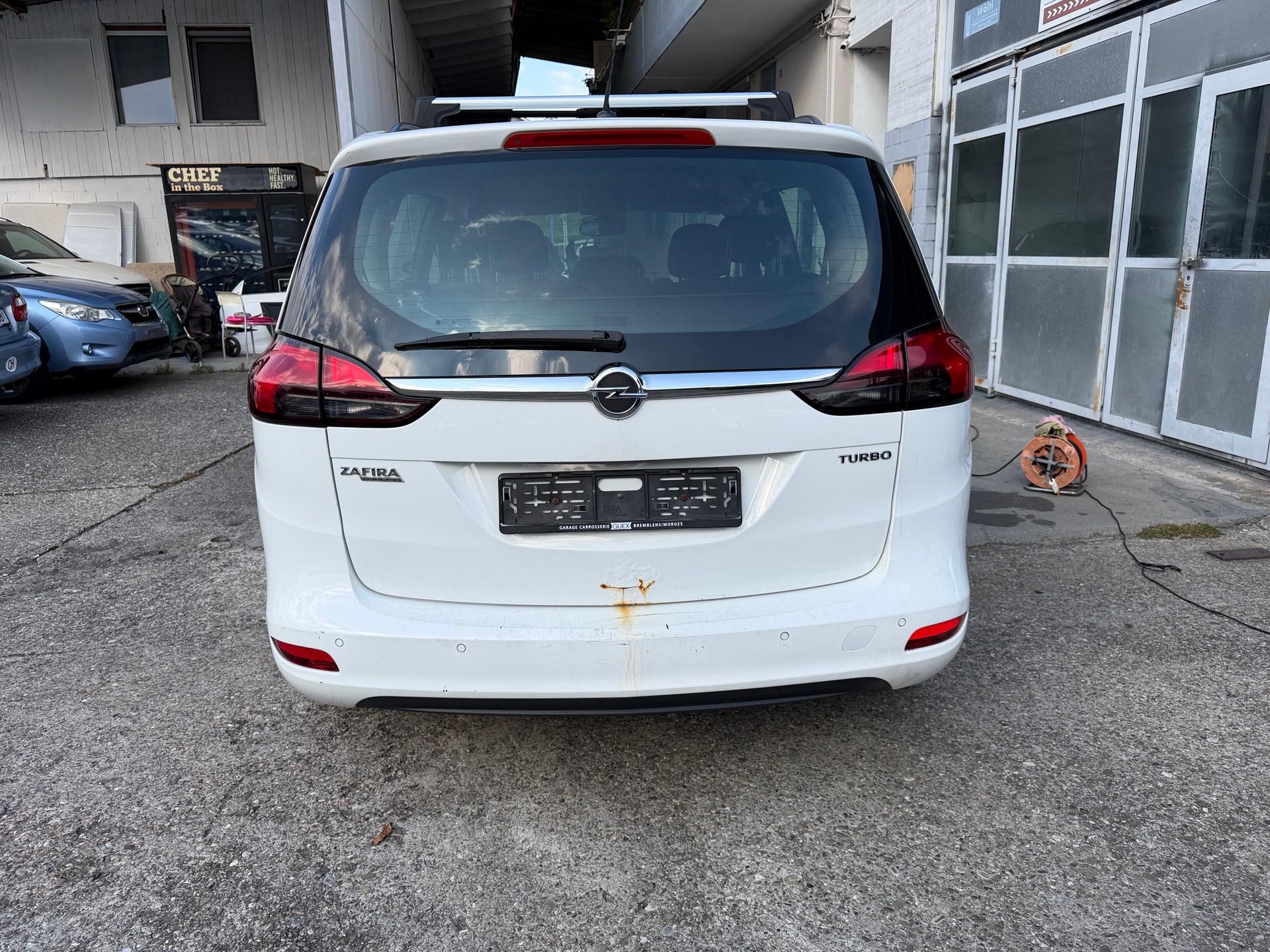 OPEL Zafira Tourer 1.4i 16V Cosmo-image-3