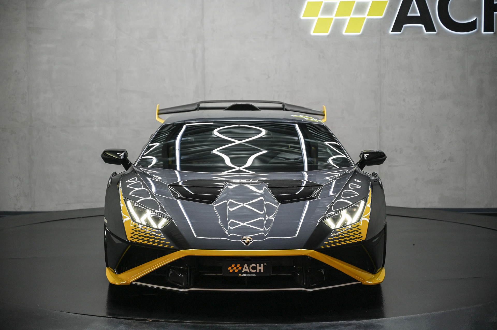 LAMBORGHINI Huracan Coupé 5.2 STO-showroom-element-2