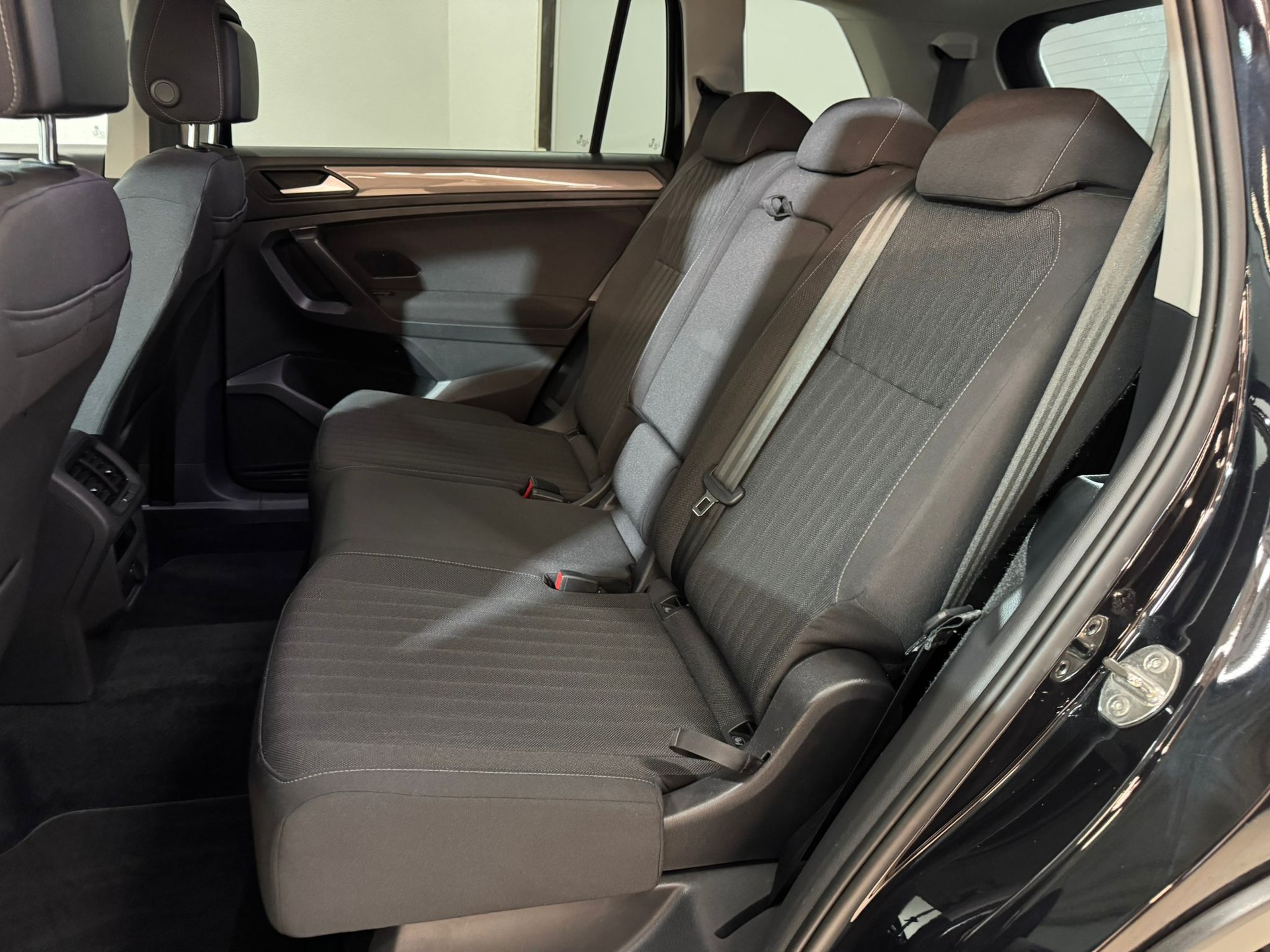 VW Tiguan Allspace 2.0 TDI SCR Life DSG-image-9