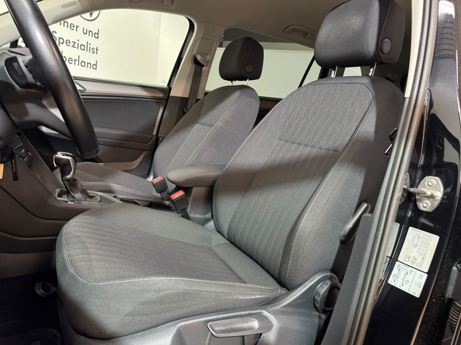VW Tiguan Allspace 2.0 TDI SCR Life DSG-image-8