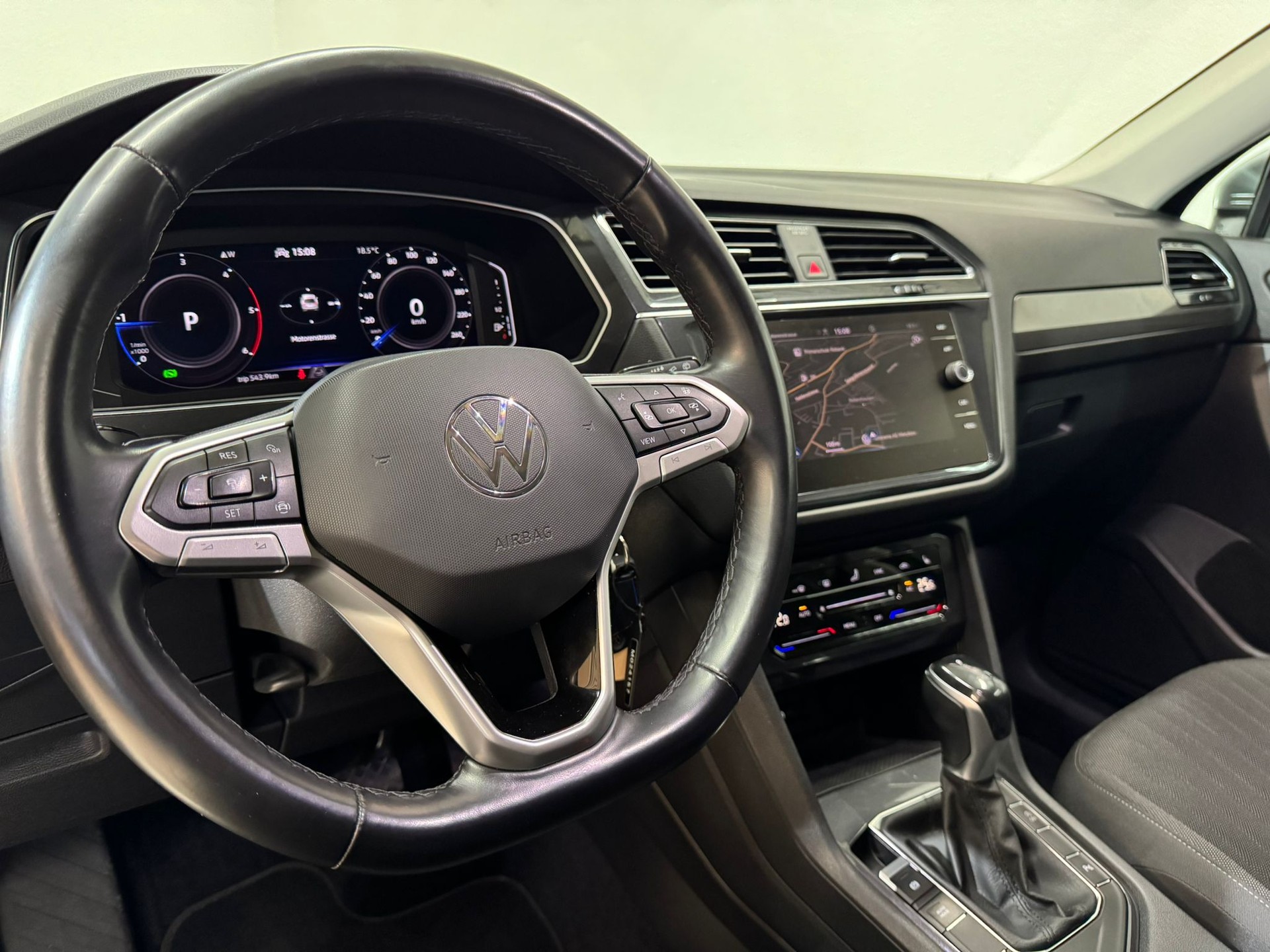 VW Tiguan Allspace 2.0 TDI SCR Life DSG-image-5