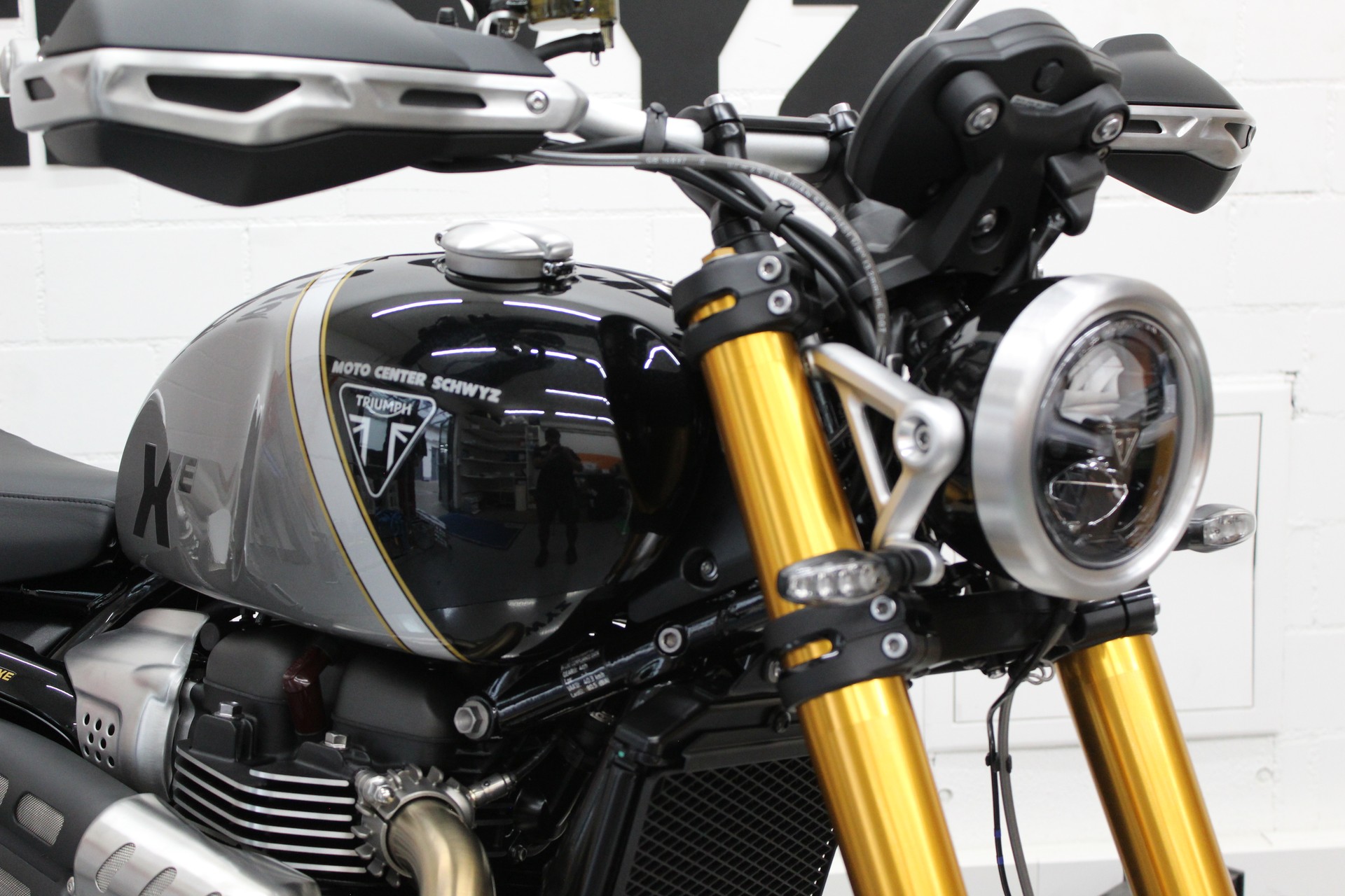 TRIUMPH Scrambler 1200 XE-image-8