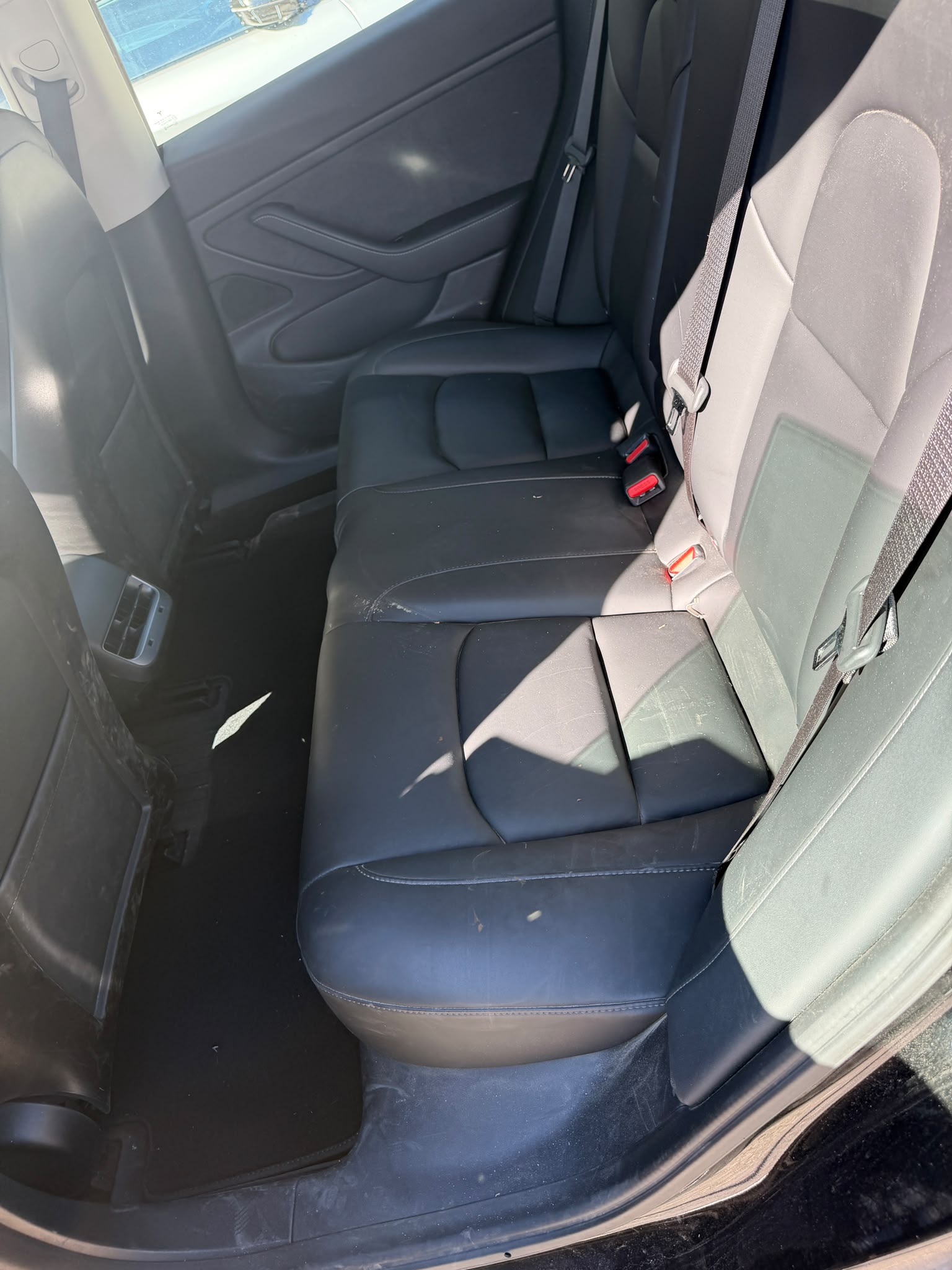 TESLA Model 3 Long Range Dual Motor AWD-image-8