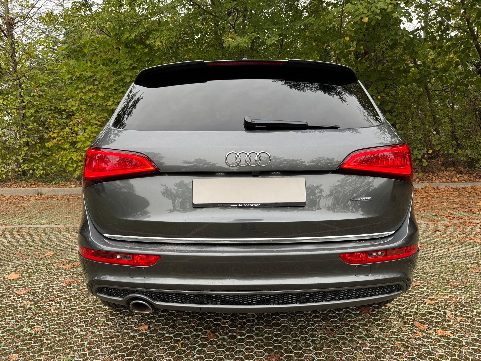 AUDI Q5 2.0 TDI quattro S-tronic-image-9