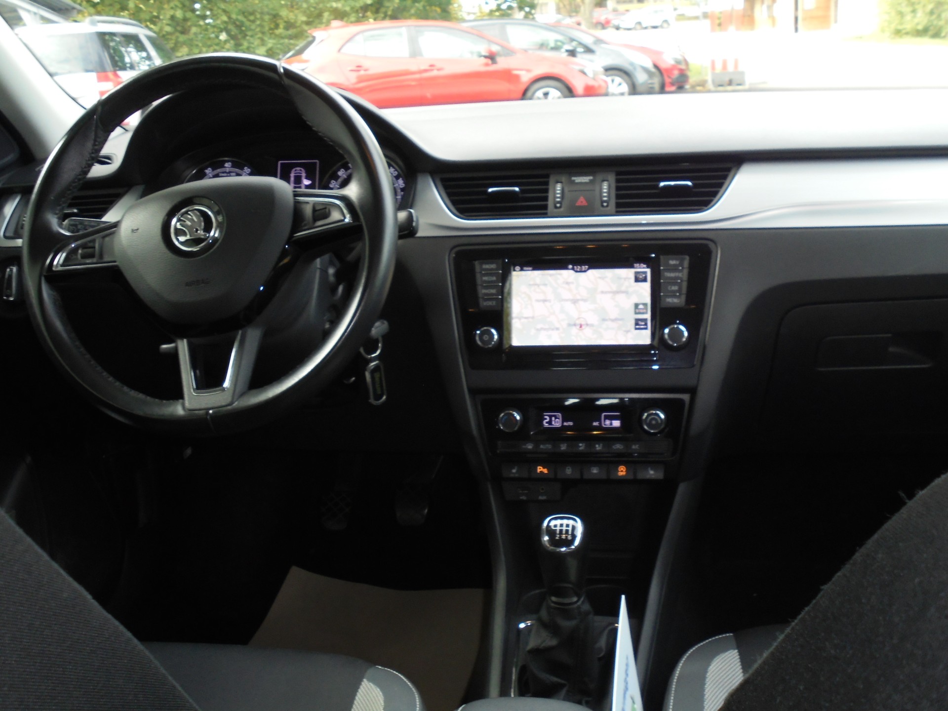 SKODA Rapid Spaceback 1.0 TSI Ambition-image-5