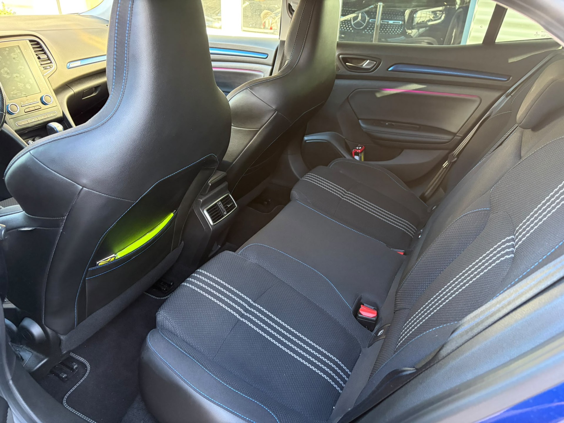 RENAULT Mégane 1.6 16V Turbo GT EDC-image-6