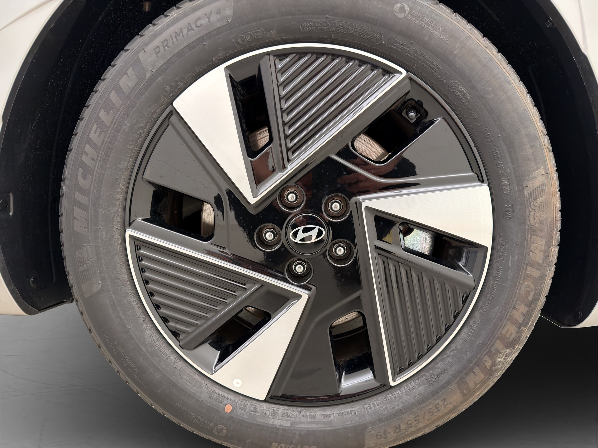 HYUNDAI Ioniq 5 84 kWh Vertex 4WD-image-5