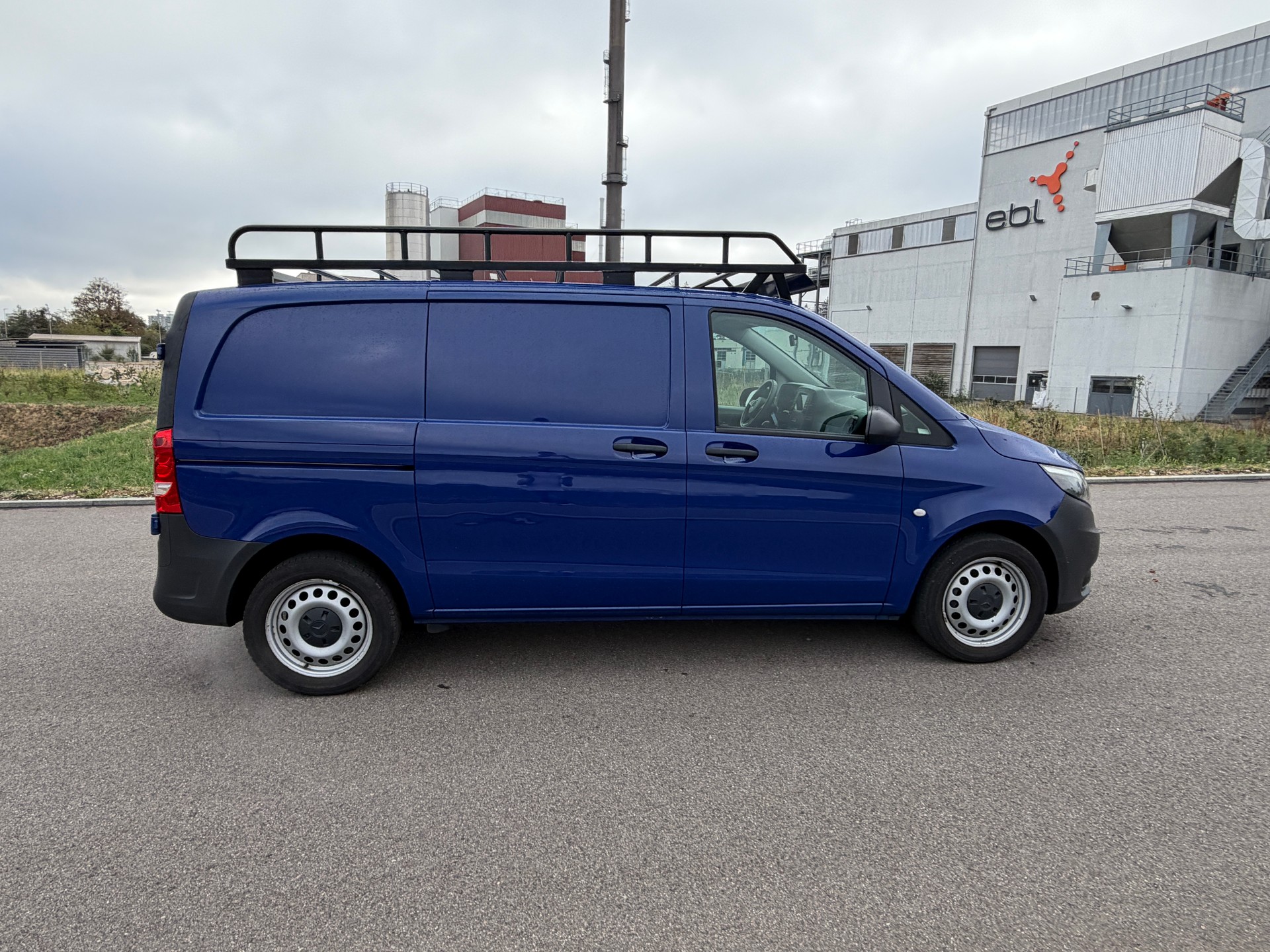 MERCEDES-BENZ 116 CDI Base 3 Sitze 163 PS (120 kW)-image-9