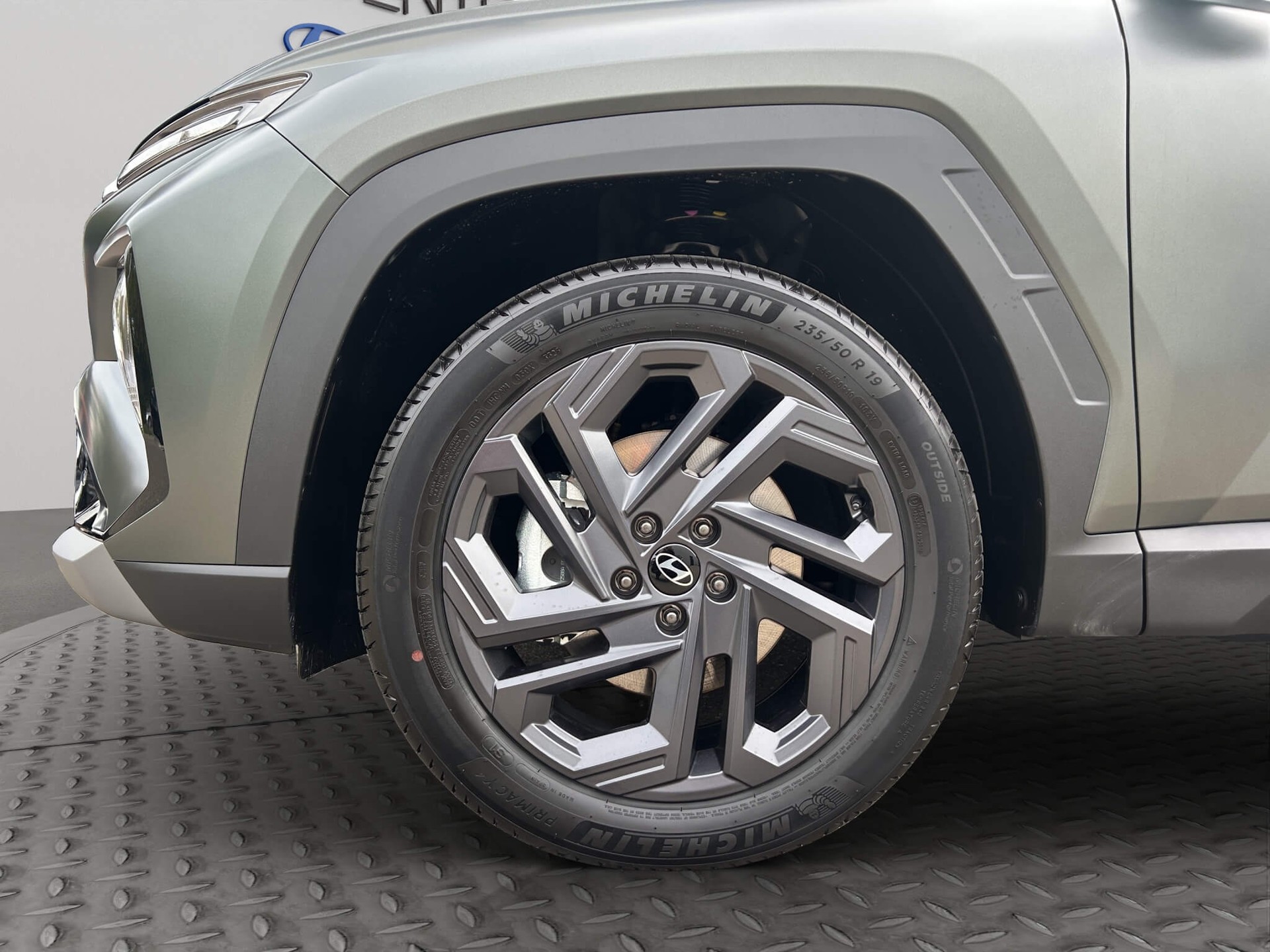 HYUNDAI Tucson 1.6 T-GDi HEV Origo Blackline 4WD-image-5