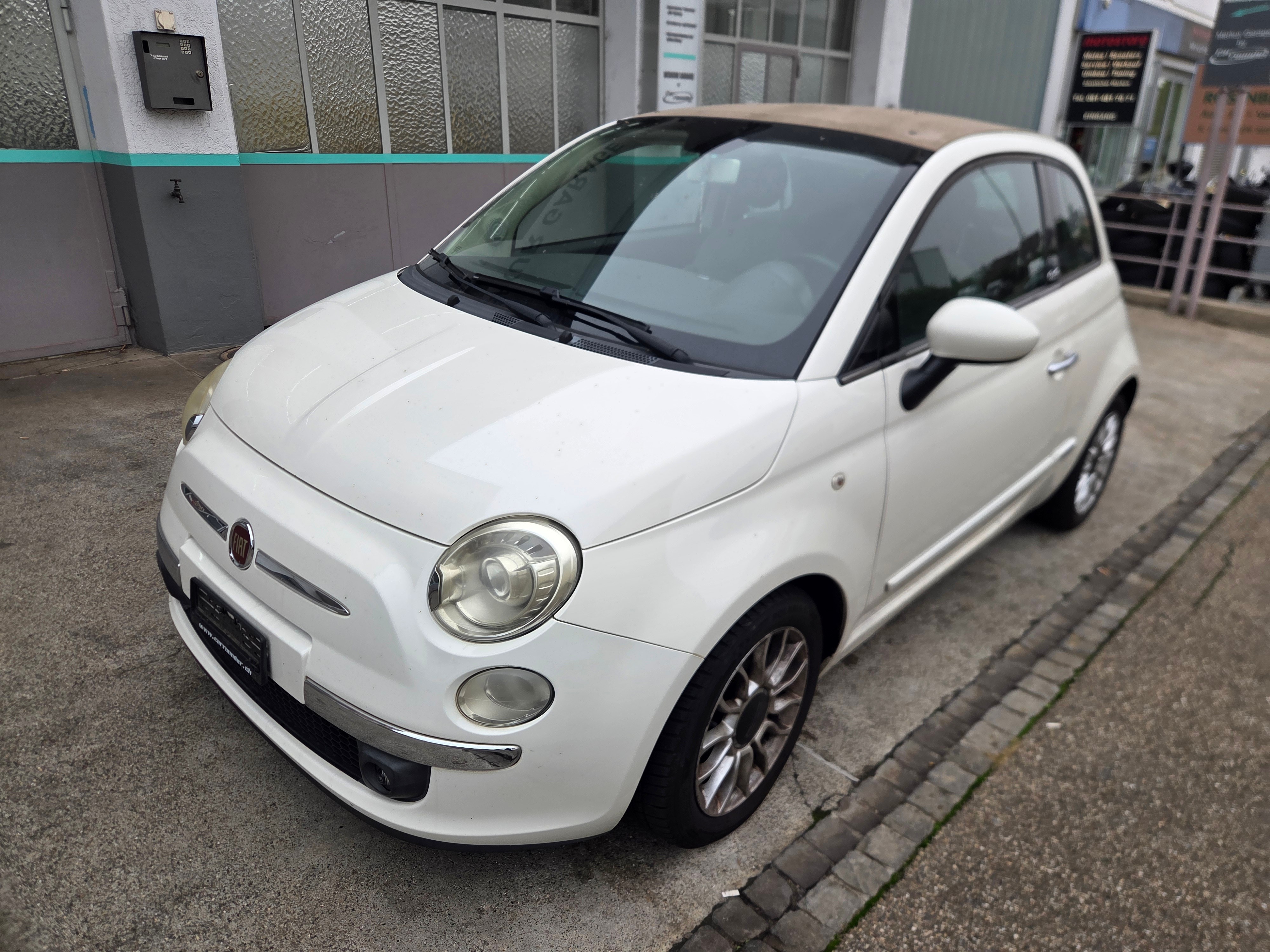 Car photo
