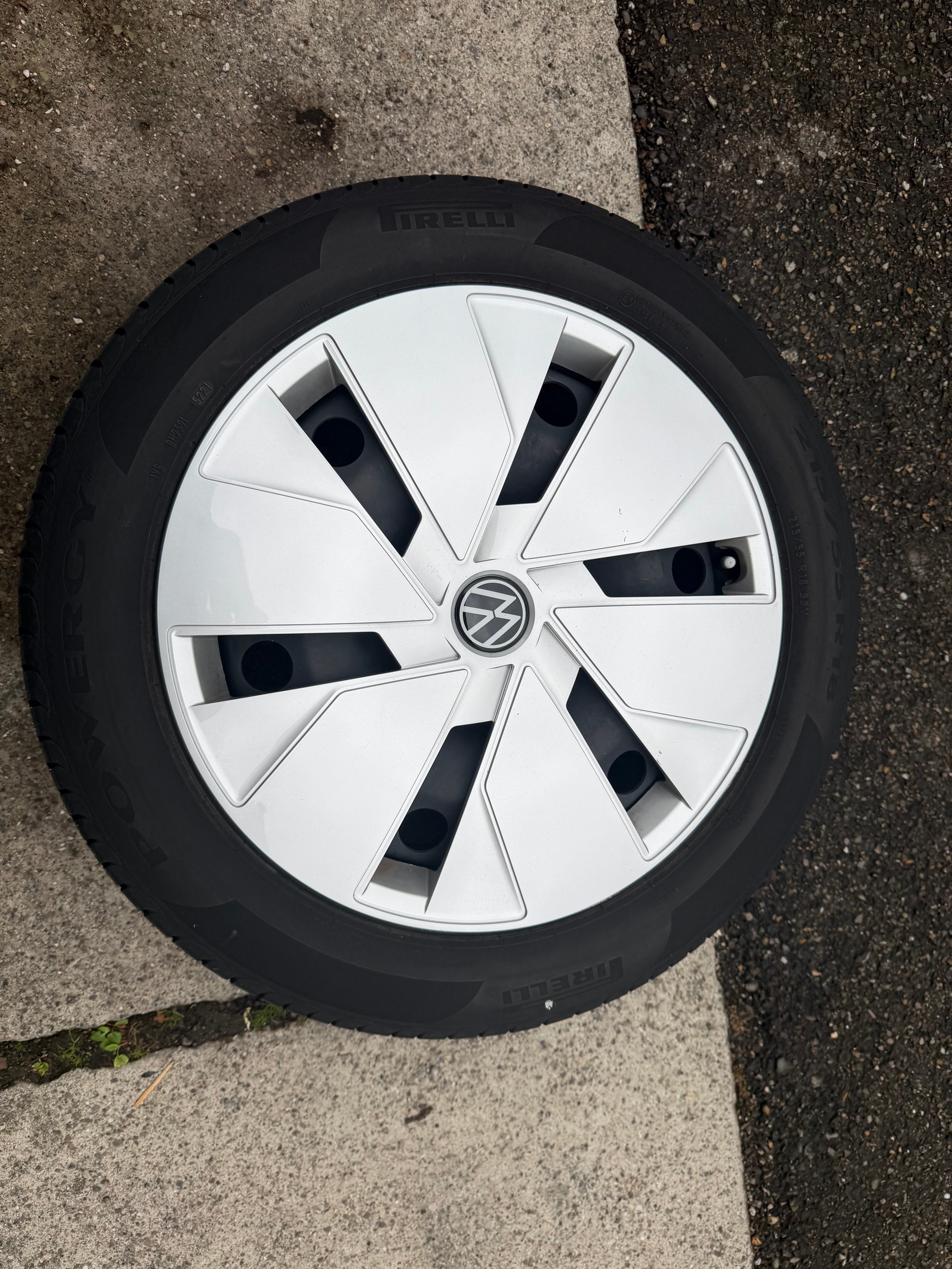 VW ID.3 Pro 58 kWh Pro-image-13