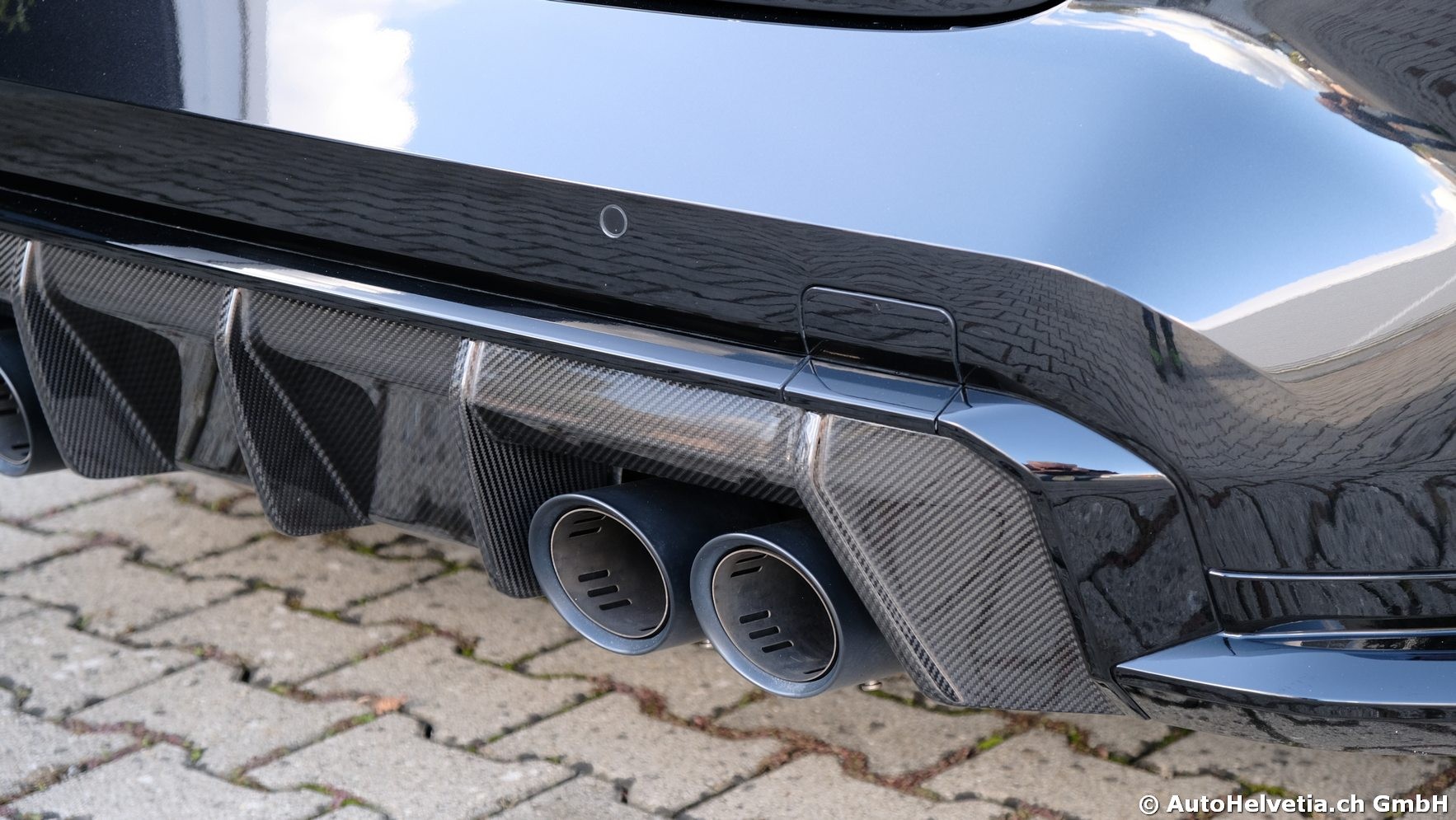 BMW M3 CS-image-7