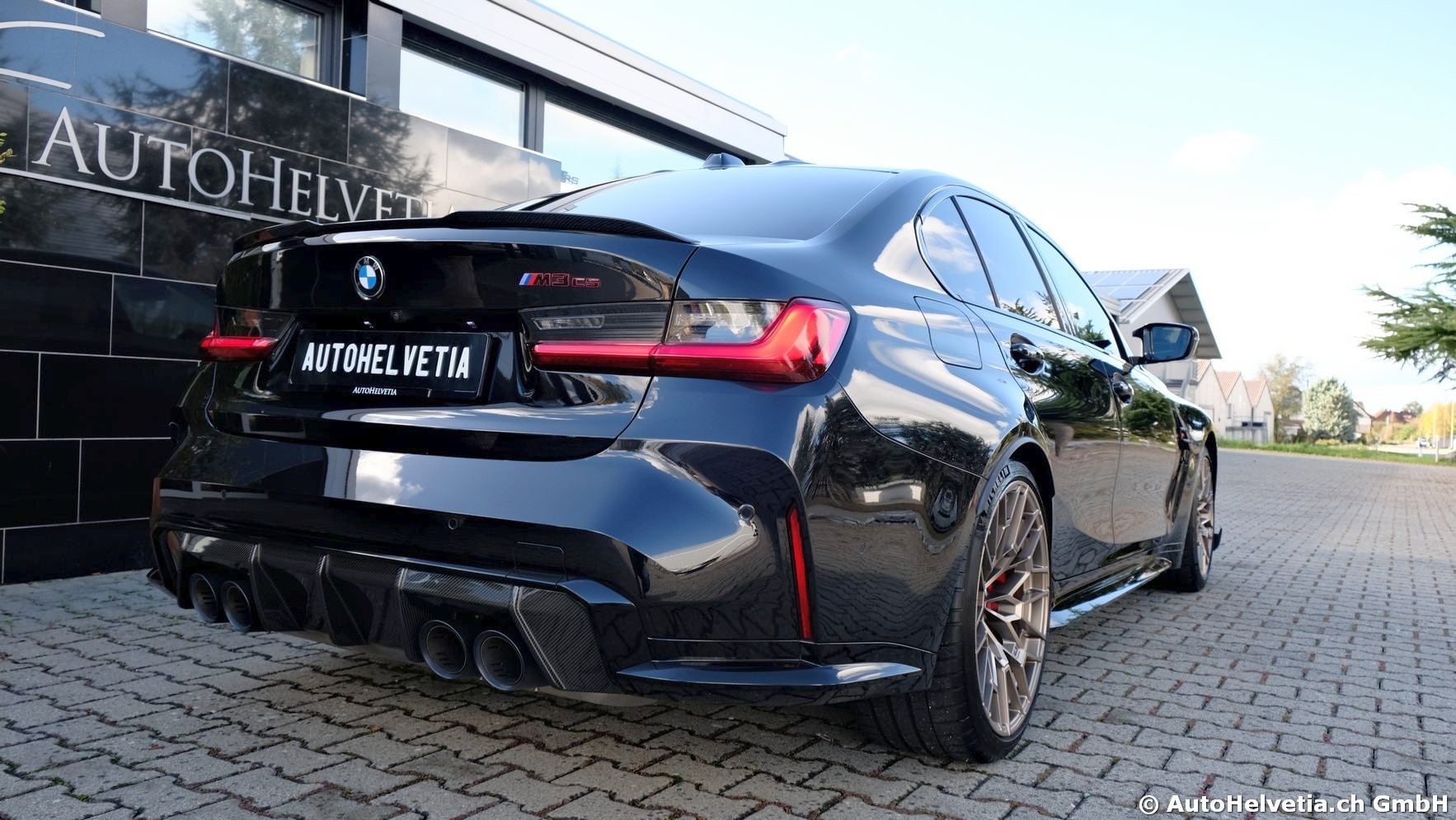 BMW M3 CS-image-5