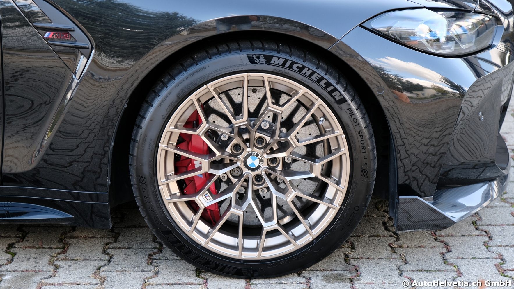BMW M3 CS-image-8