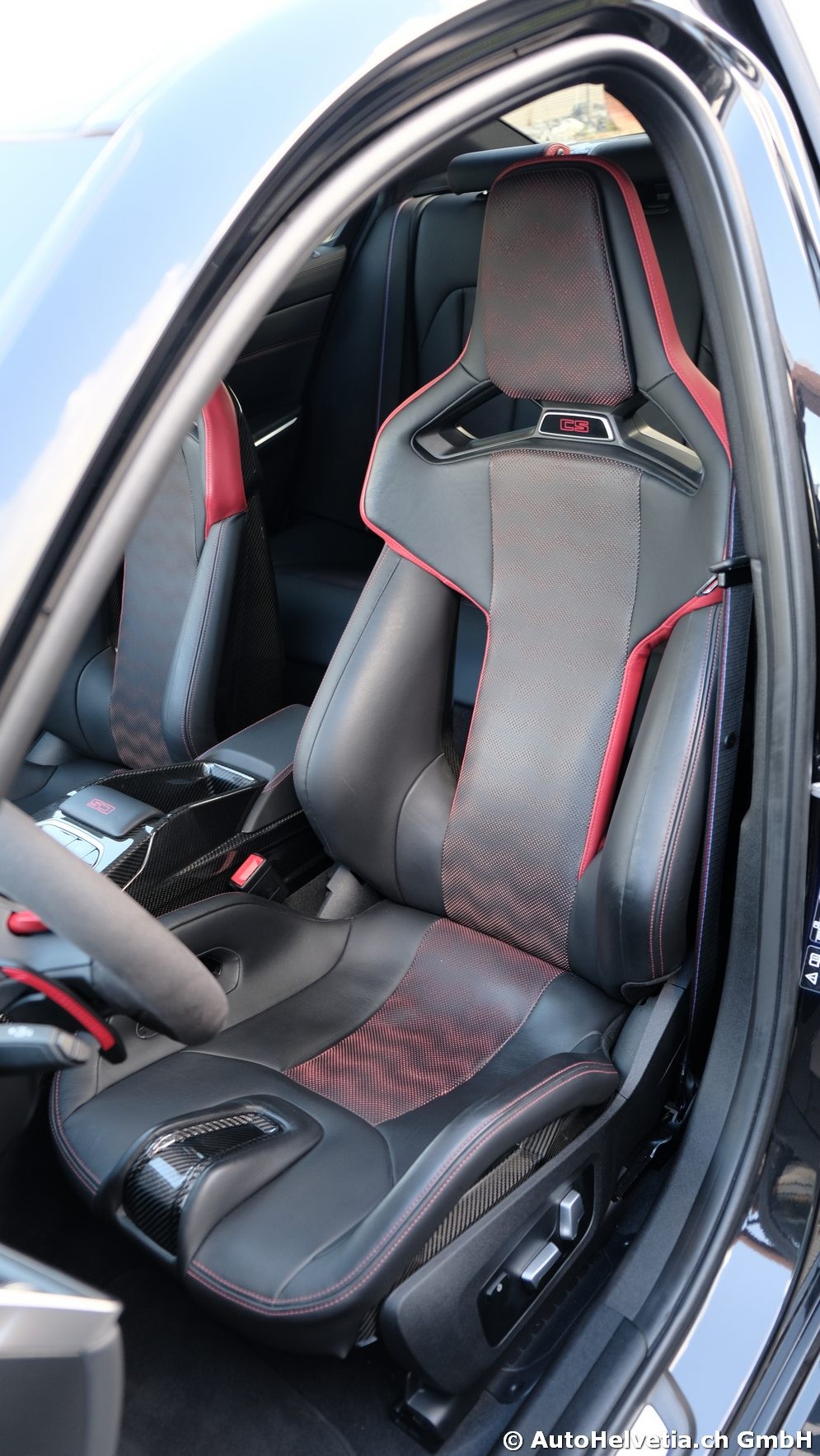 BMW M3 CS-image-17