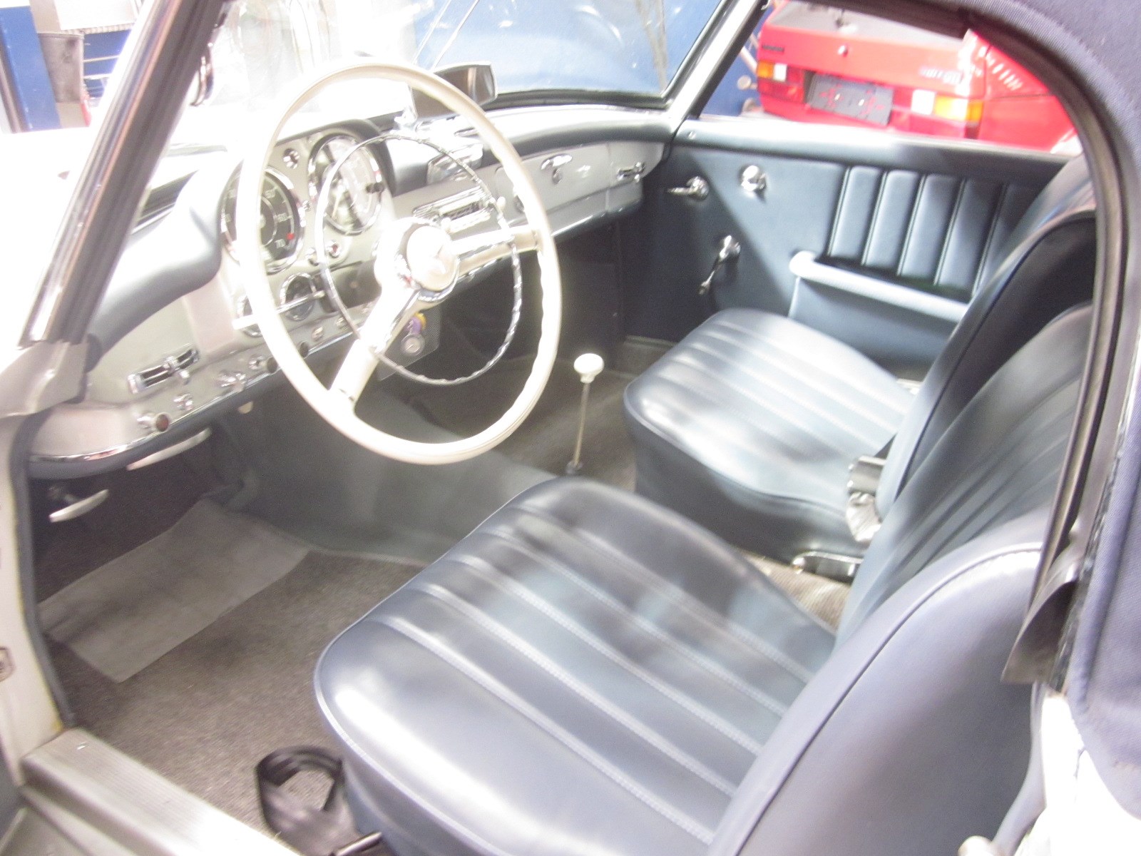 MERCEDES-BENZ 190 SL-image-4