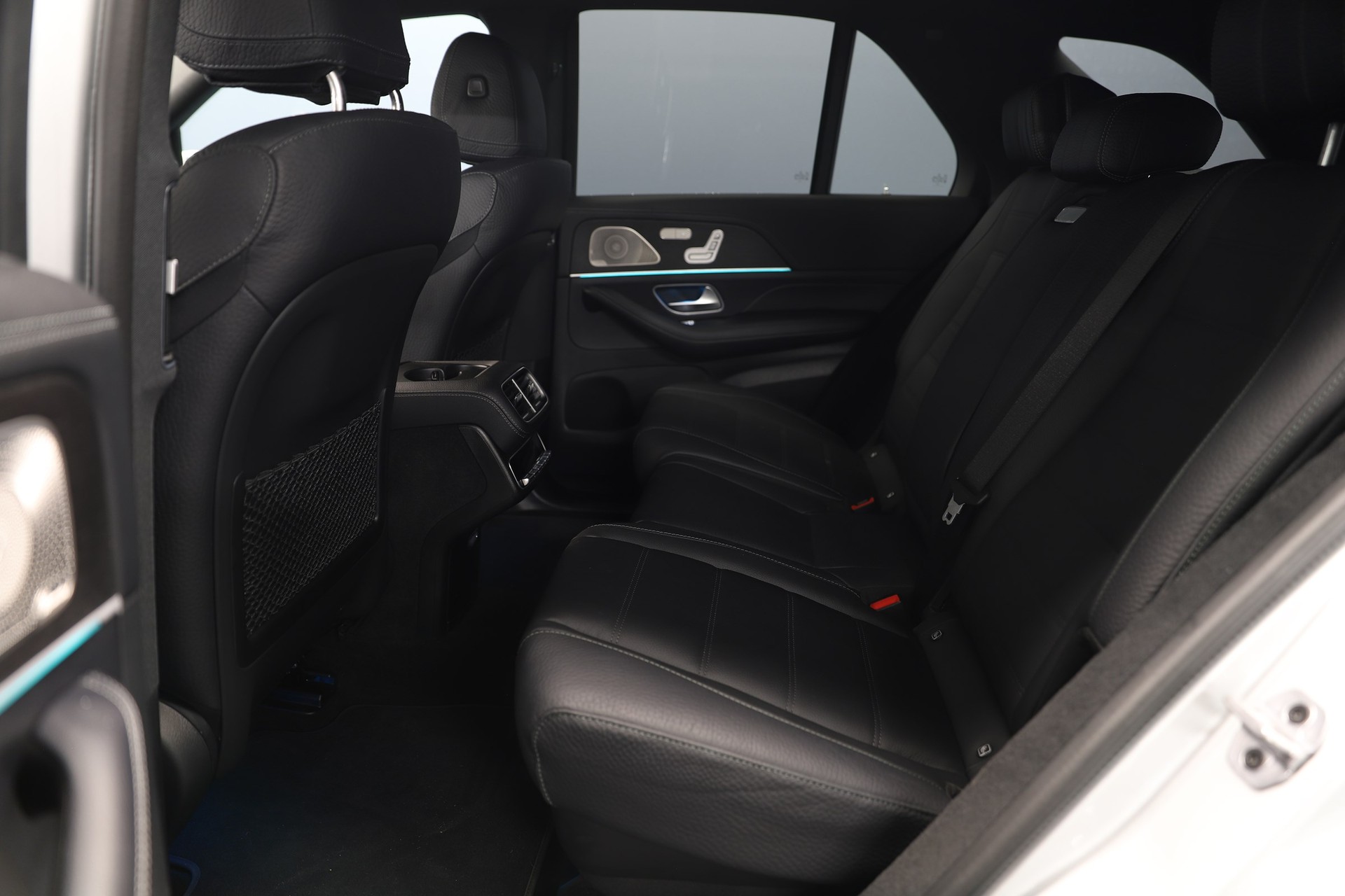 MERCEDES-BENZ GLE 580 4Matic 9G-Tronic-image-9