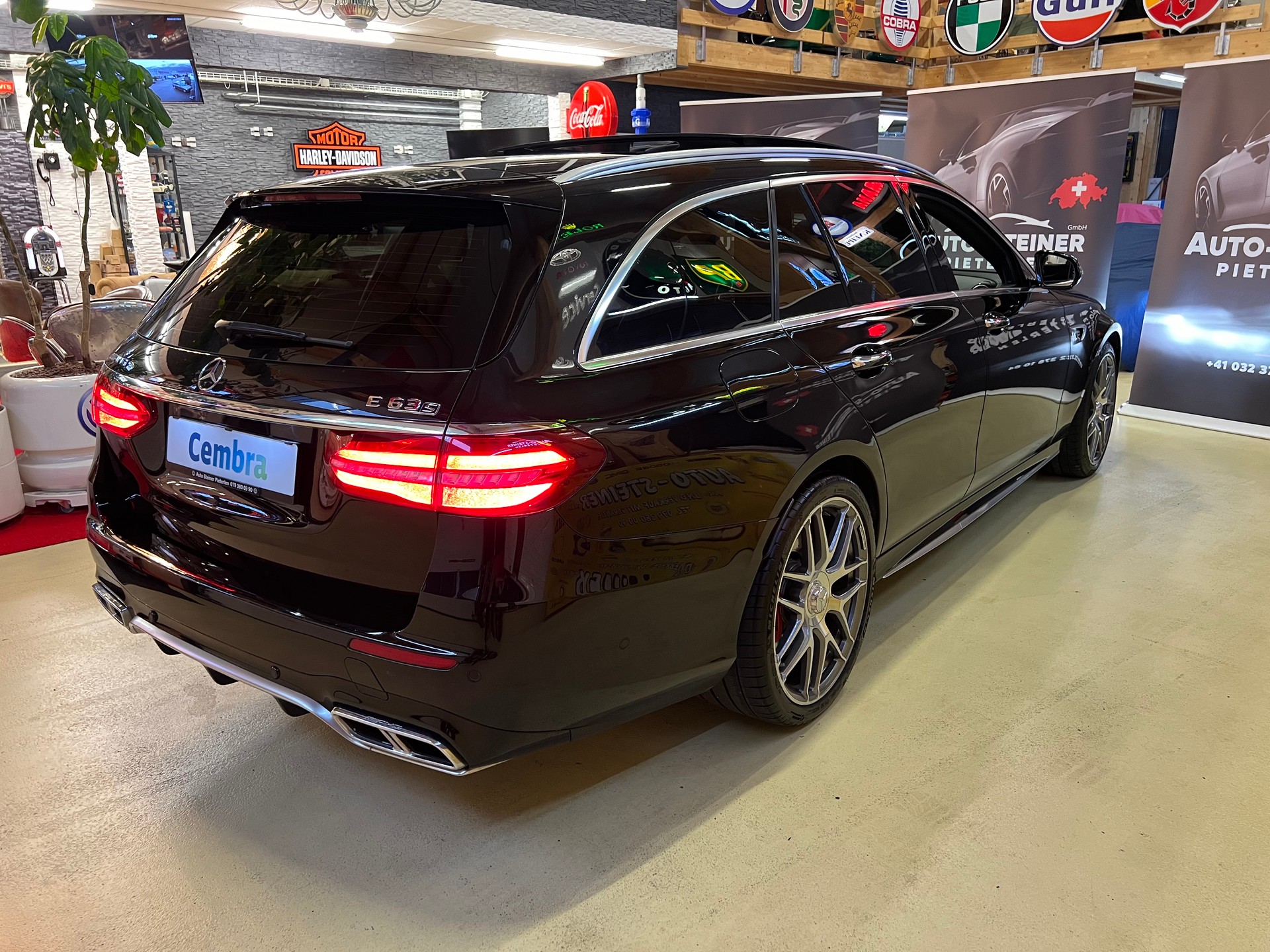 MERCEDES-BENZ AB MFK !! E 63 AMG "612 PS" S+ 4 MATIC 9G-TRONIC. CH WAGEN ABSOLUTE VOLLAUSSTATTUNG. NP 179`000.- LEASING 499.--image-15