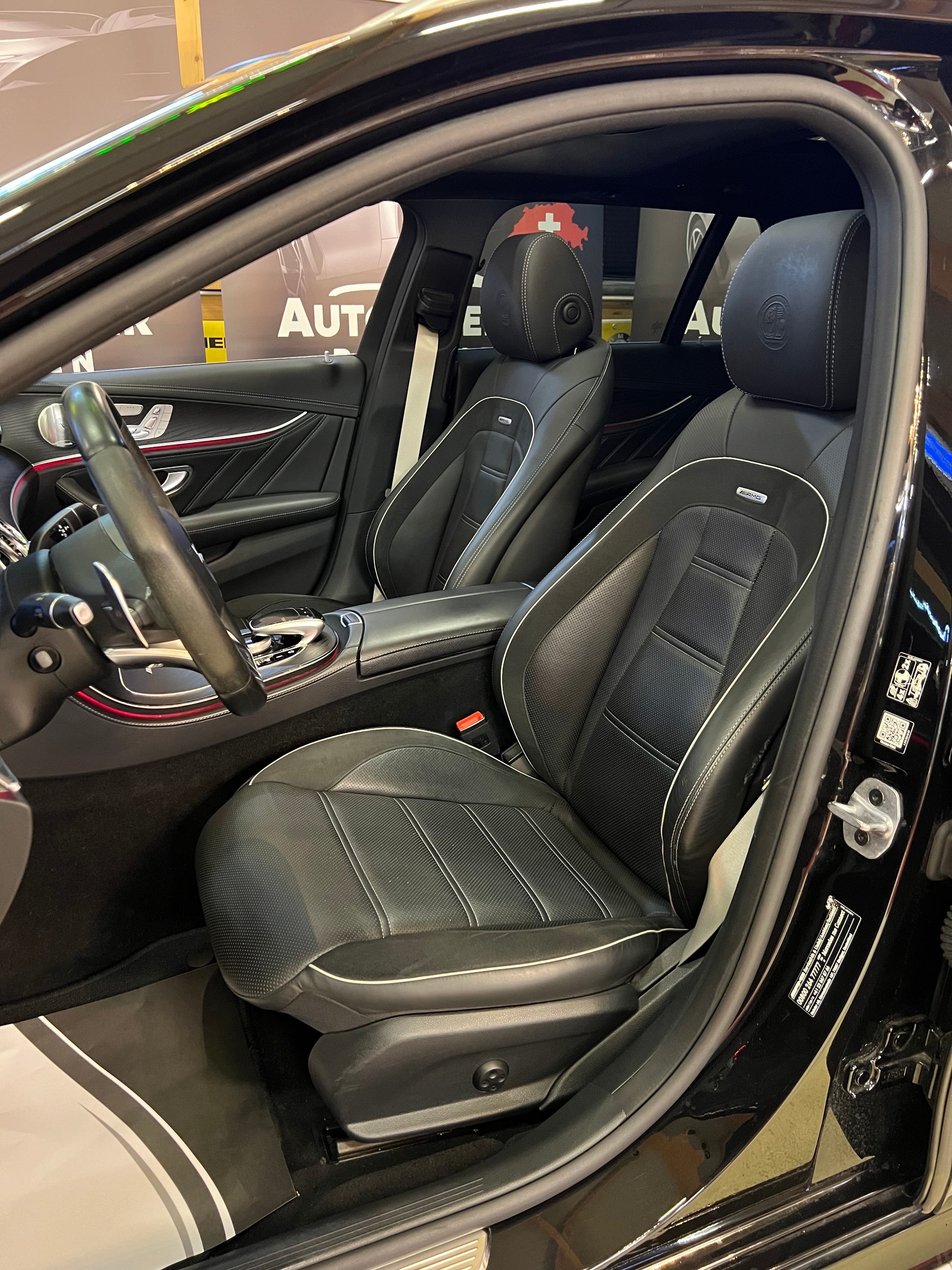 MERCEDES-BENZ AB MFK !! E 63 AMG "612 PS" S+ 4 MATIC 9G-TRONIC. CH WAGEN ABSOLUTE VOLLAUSSTATTUNG. NP 179`000.- LEASING 499.--image-29
