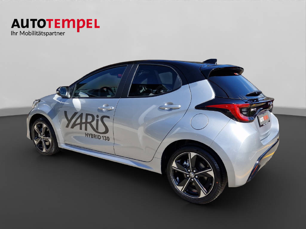 TOYOTA Yaris 1.5 VVT-i HSD Premiere Edition-image-2