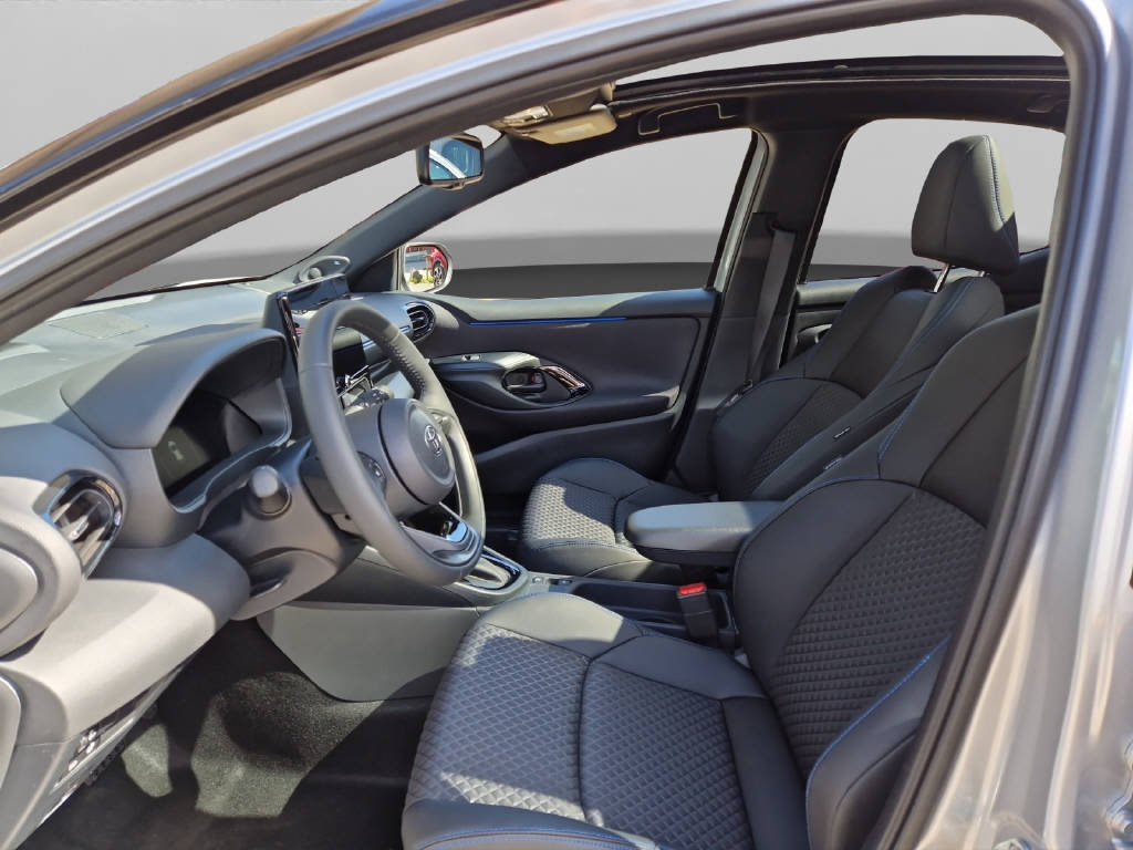 TOYOTA Yaris 1.5 VVT-i HSD Premiere Edition-image-3
