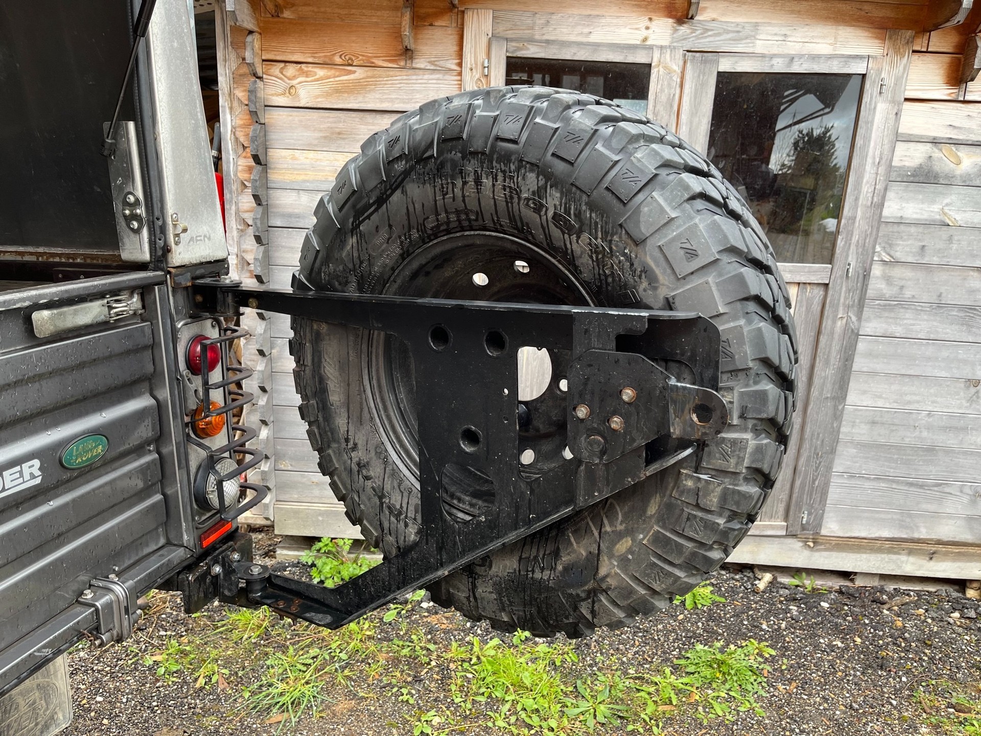 LAND ROVER Defender 130 2.4 Td4 DCPU-image-11