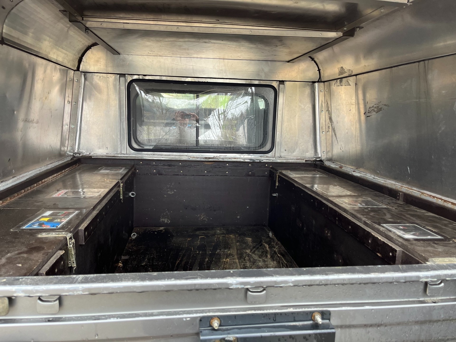 LAND ROVER Defender 130 2.4 Td4 DCPU-image-13