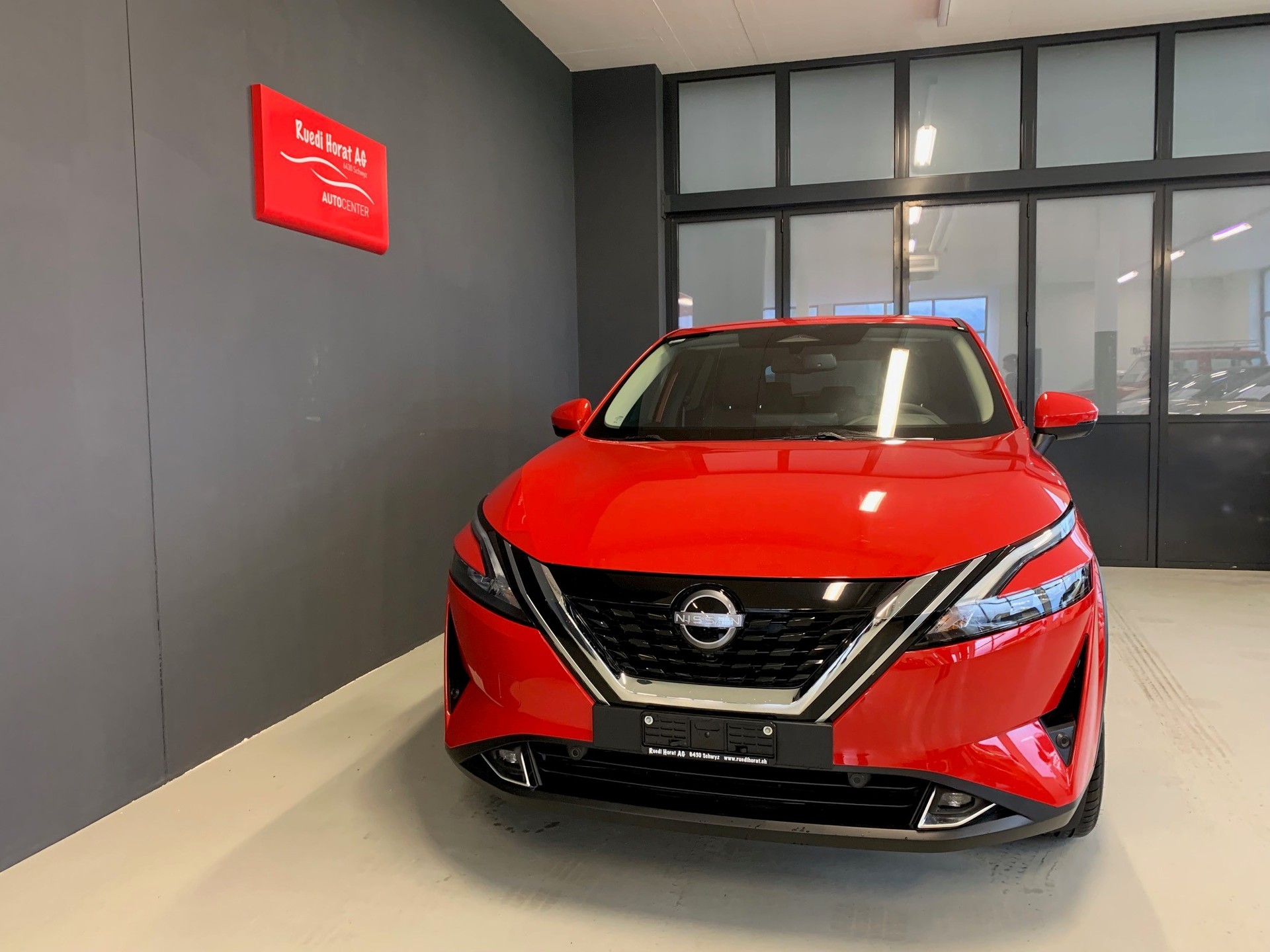 NISSAN Qashqai 1.5 VC-T Business Edition-image-2