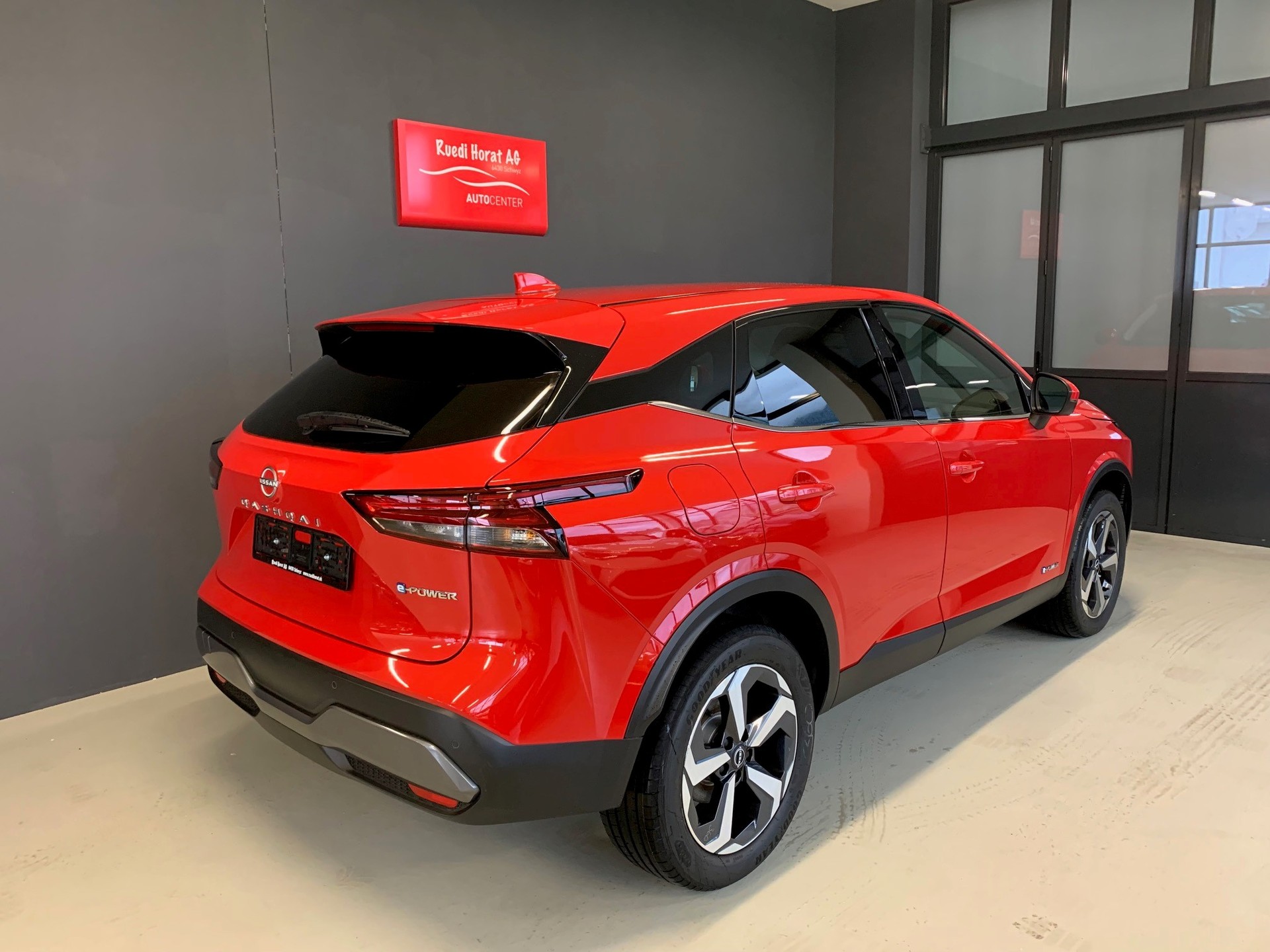 NISSAN Qashqai 1.5 VC-T Business Edition-image-3