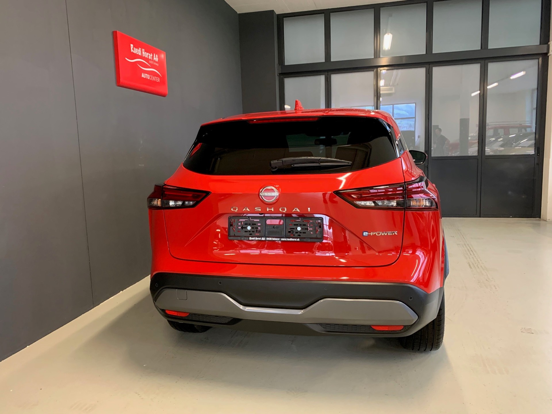 NISSAN Qashqai 1.5 VC-T Business Edition-image-5