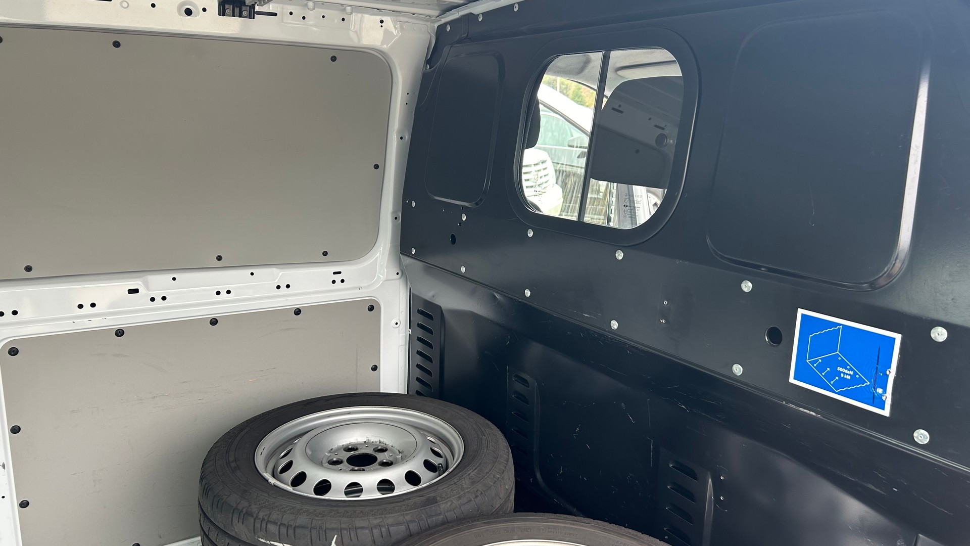MERCEDES-BENZ Vito 113 CDI Blue Efficiency L A-image-9