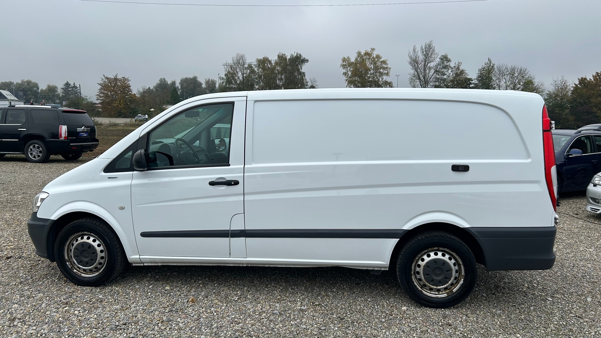 MERCEDES-BENZ Vito 113 CDI Blue Efficiency L A-image-12