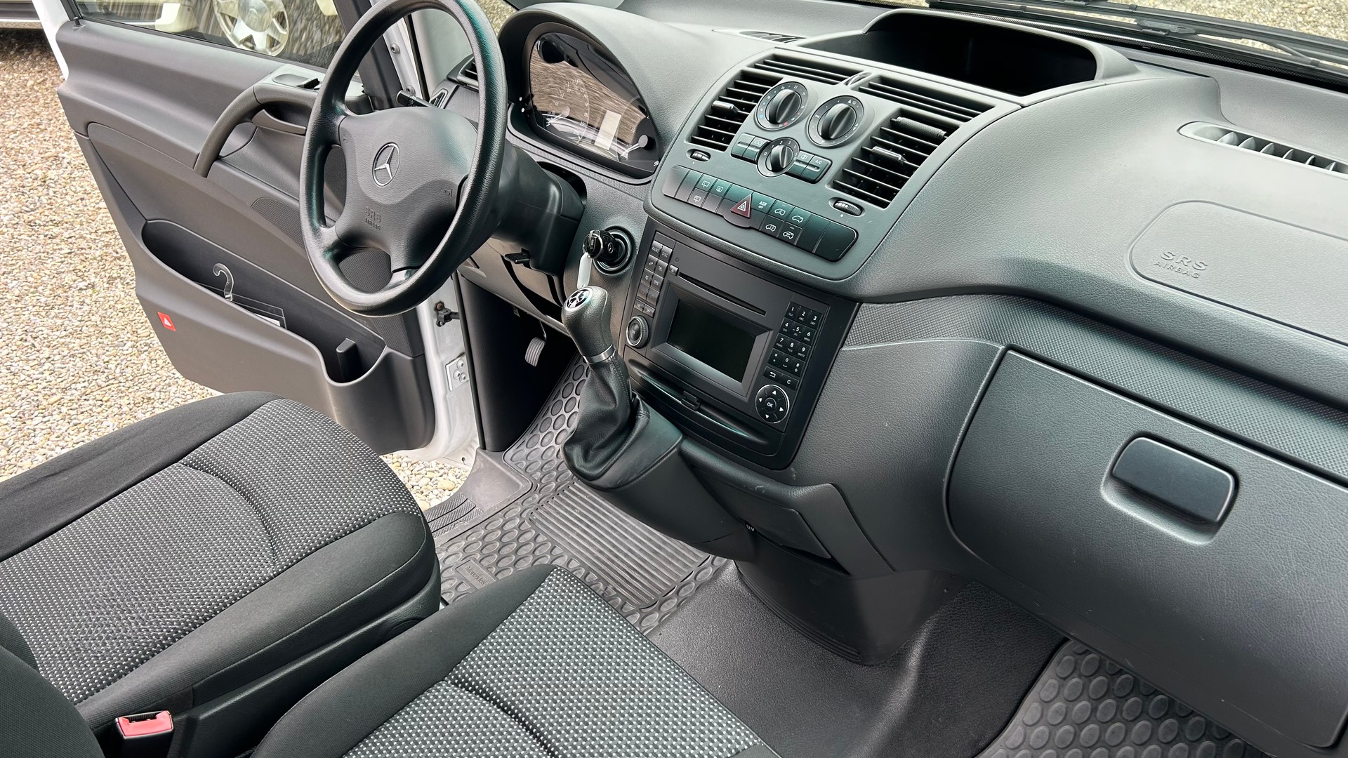 MERCEDES-BENZ Vito 113 CDI Blue Efficiency L A-image-6
