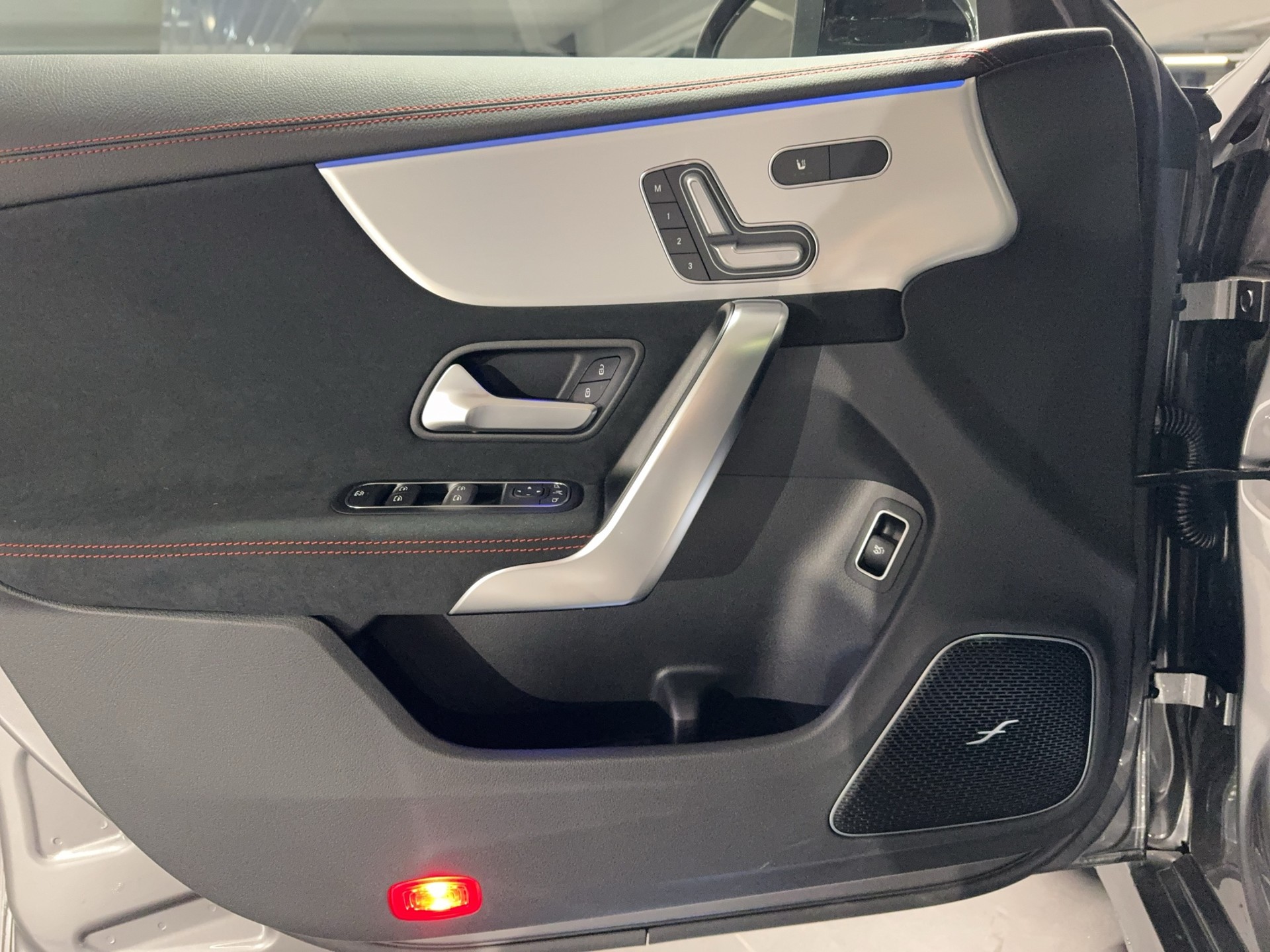 MERCEDES-BENZ CLA 250 4Matic 8G-DCT-image-8