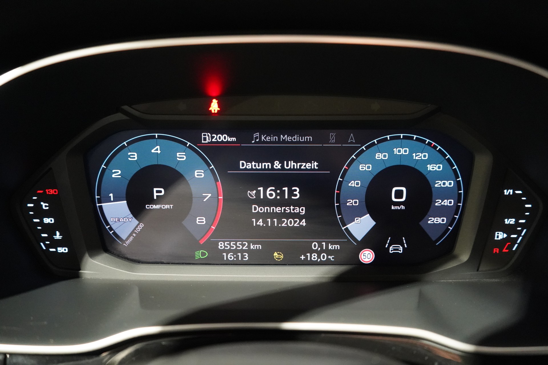 AUDI Q3 SB 35 TFSI S line Attraction-image-8