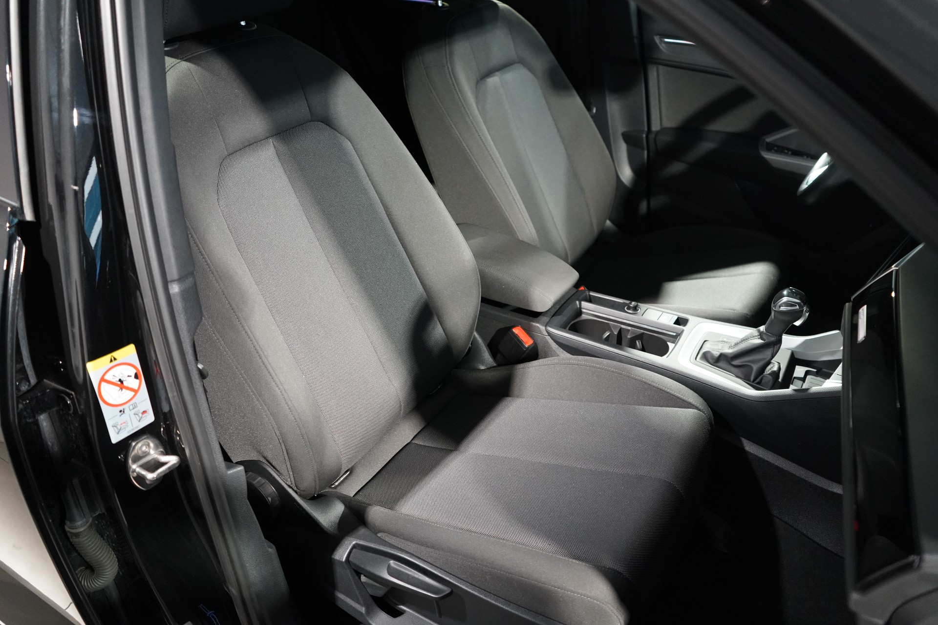AUDI Q3 SB 35 TFSI S line Attraction-image-6